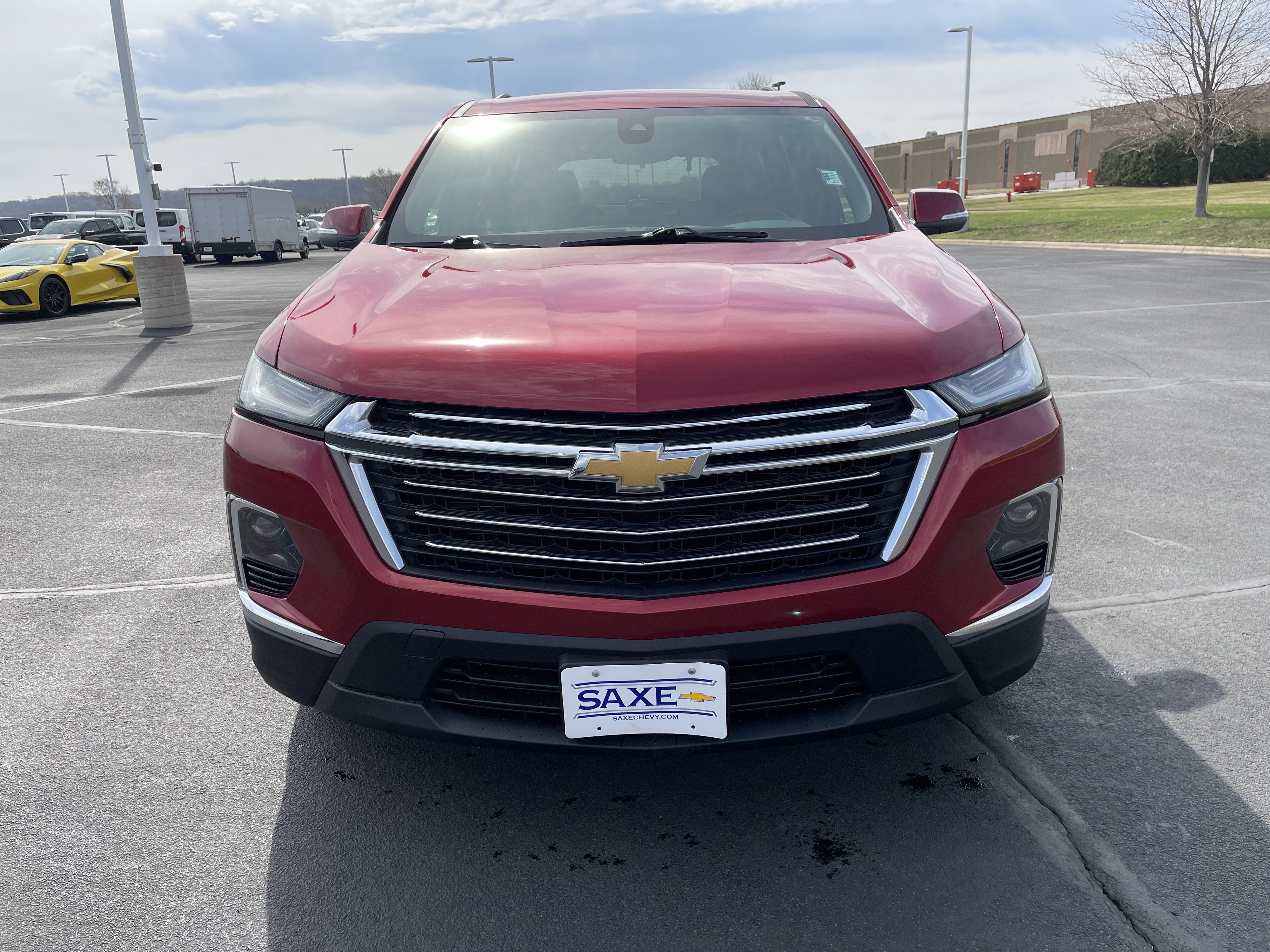2023 Chevrolet Traverse LT Cloth