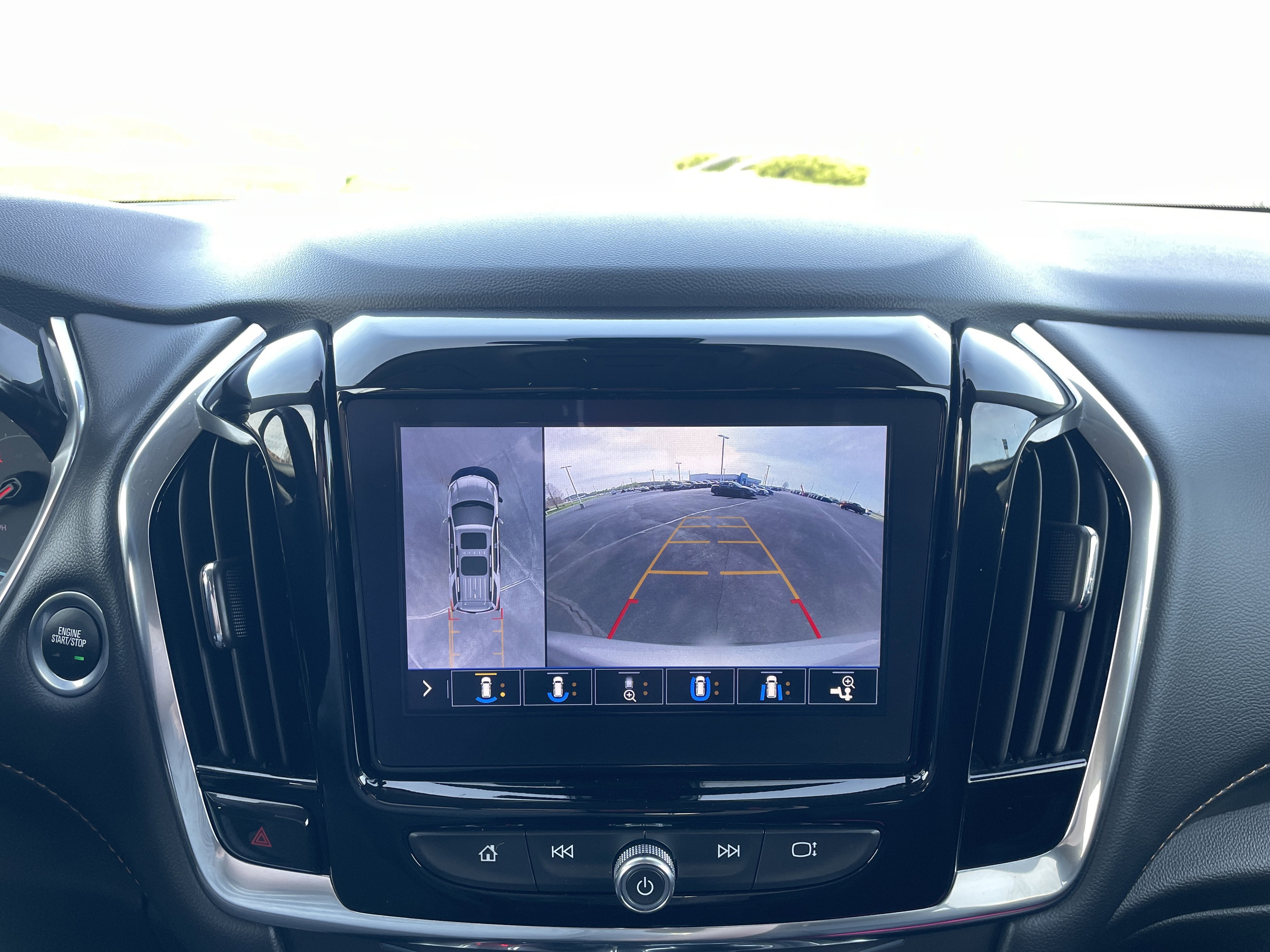 2021 Chevrolet Traverse RS