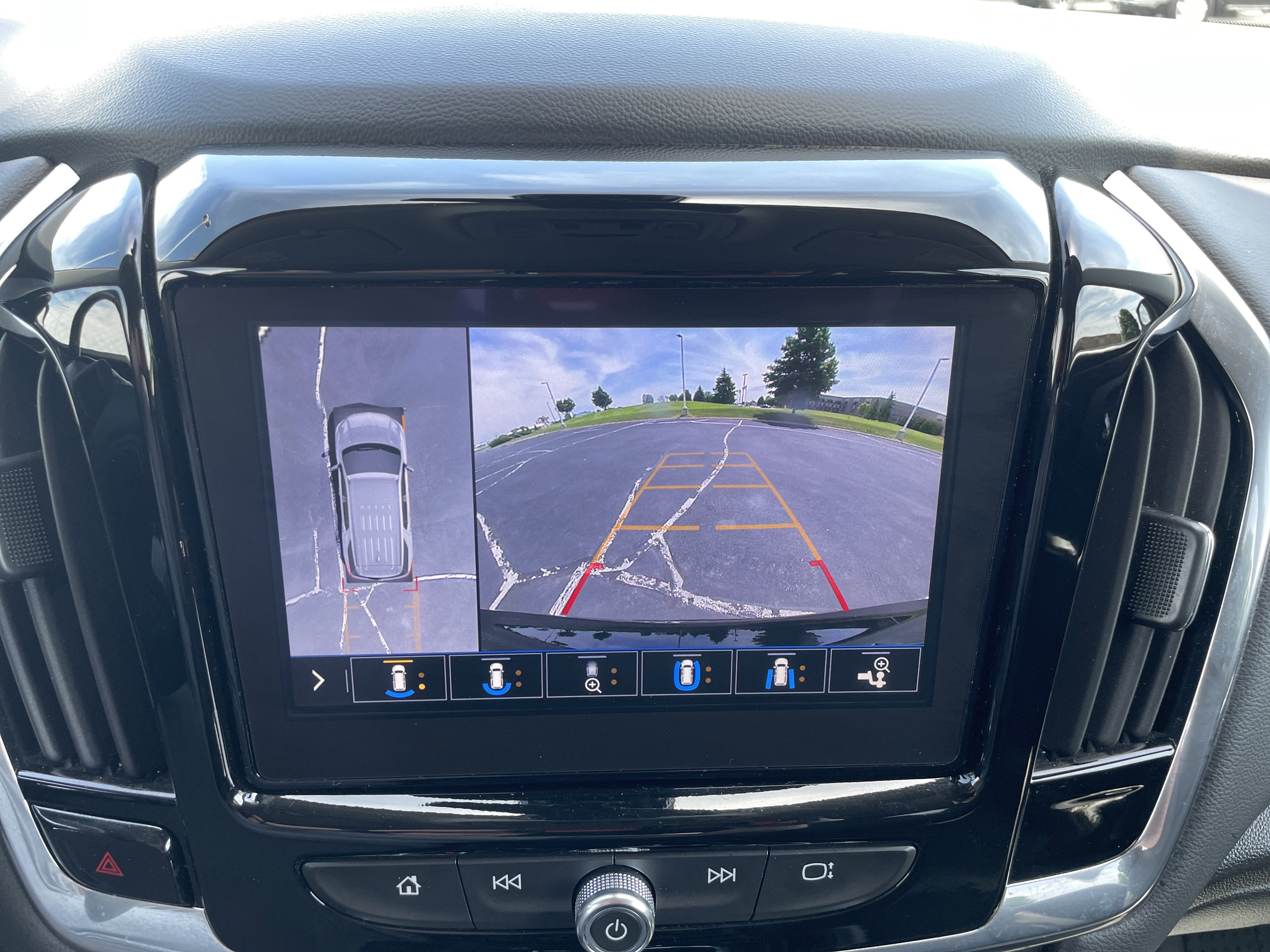 2020 Chevrolet Traverse Premier