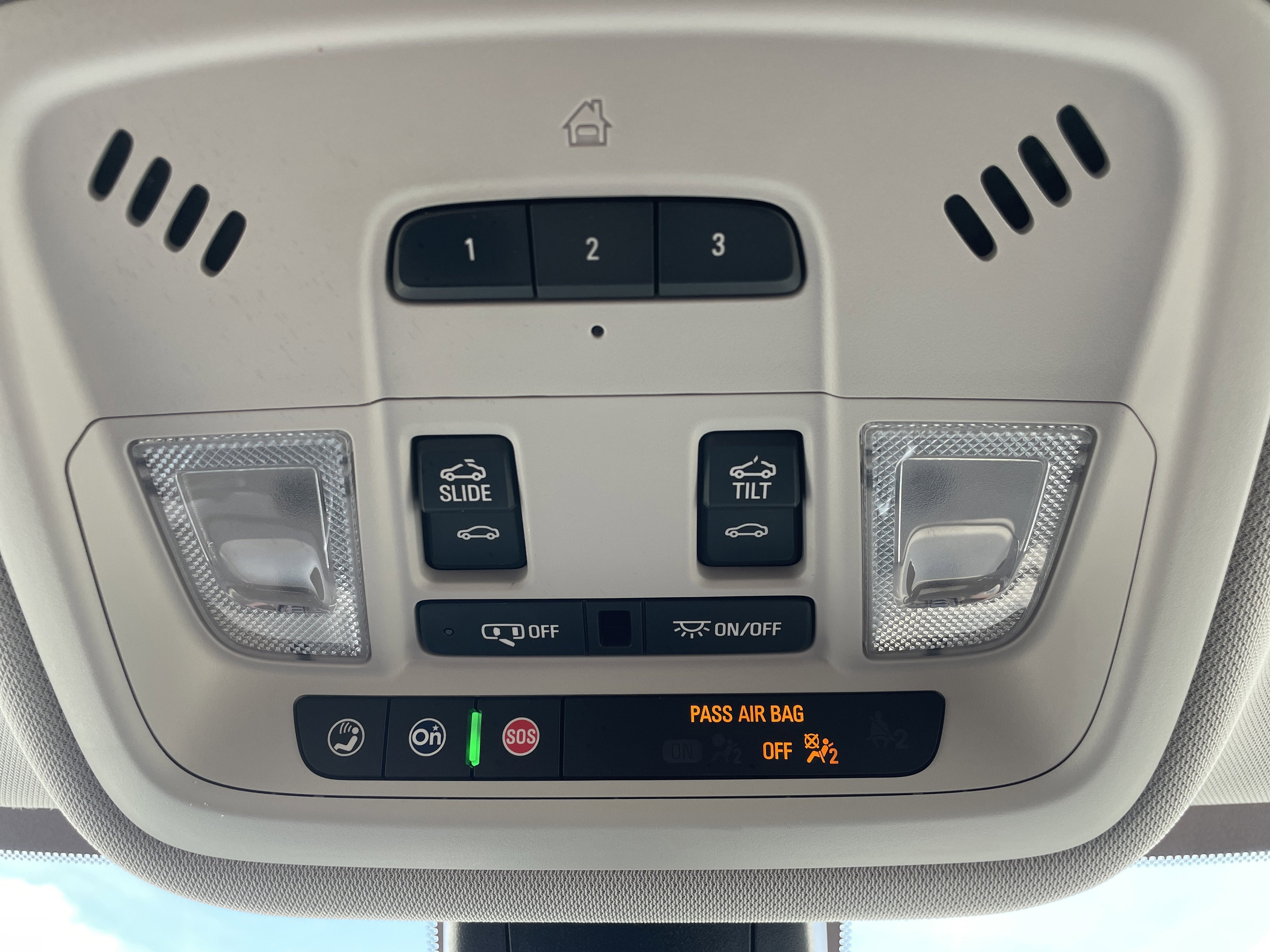 2020 Chevrolet Traverse Premier