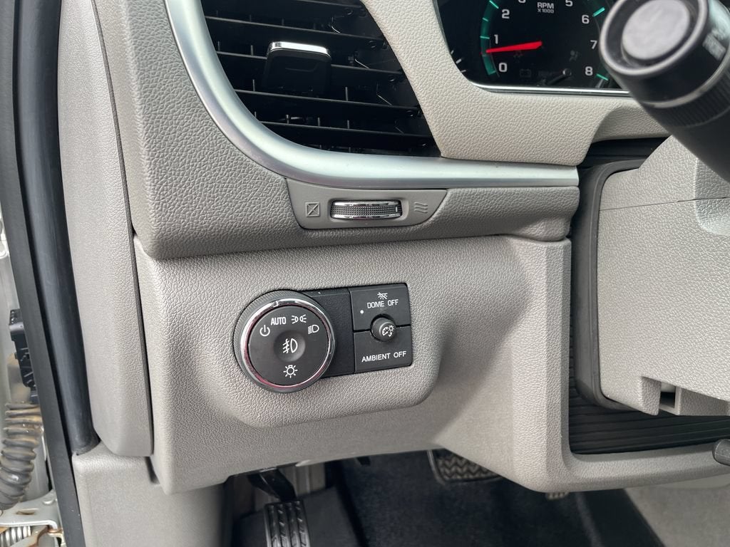 2017 Chevrolet Traverse LT