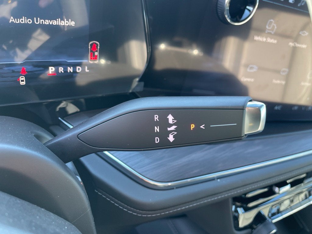 2026 Chevrolet Suburban Z71 - Photo 16