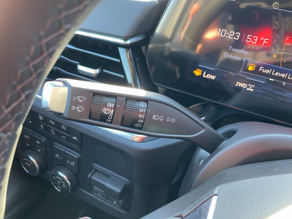 2026 Chevrolet Suburban Z71 - Photo 33