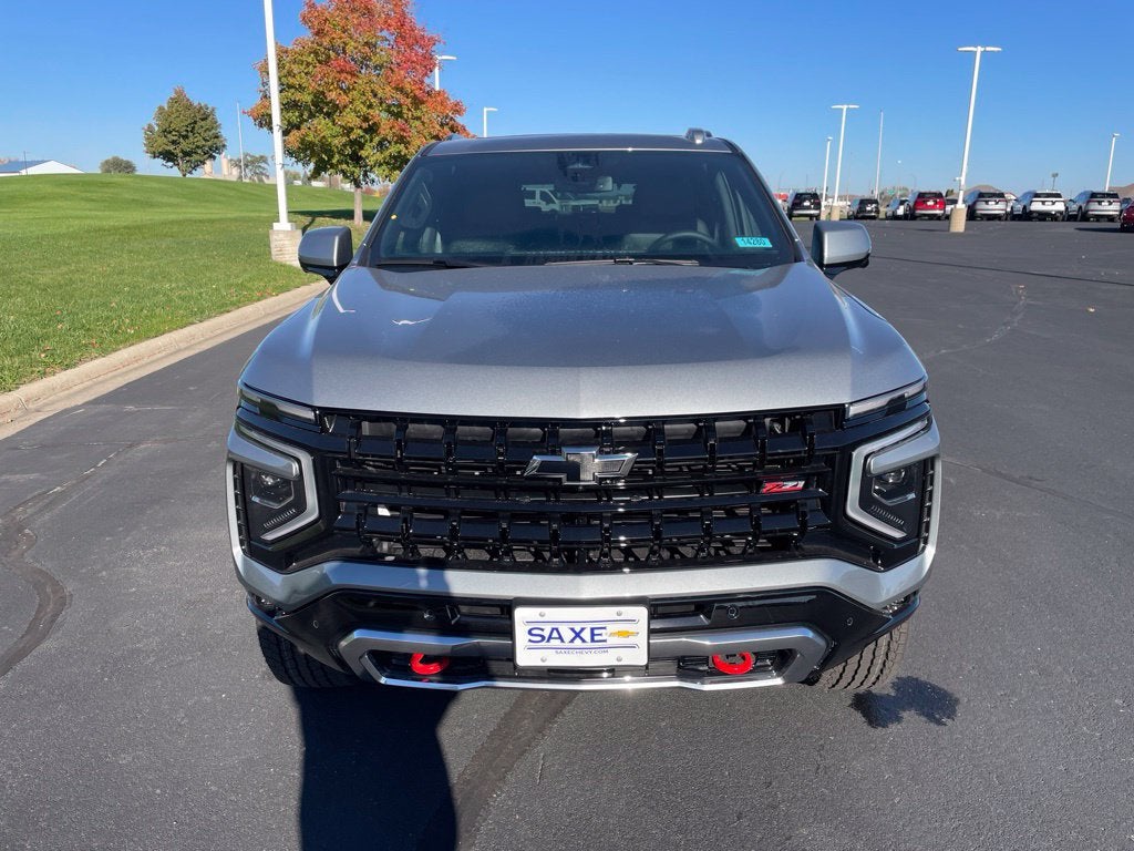 2026 Chevrolet Suburban Z71 - Photo 8
