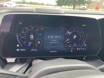 2025 Chevrolet Suburban RST