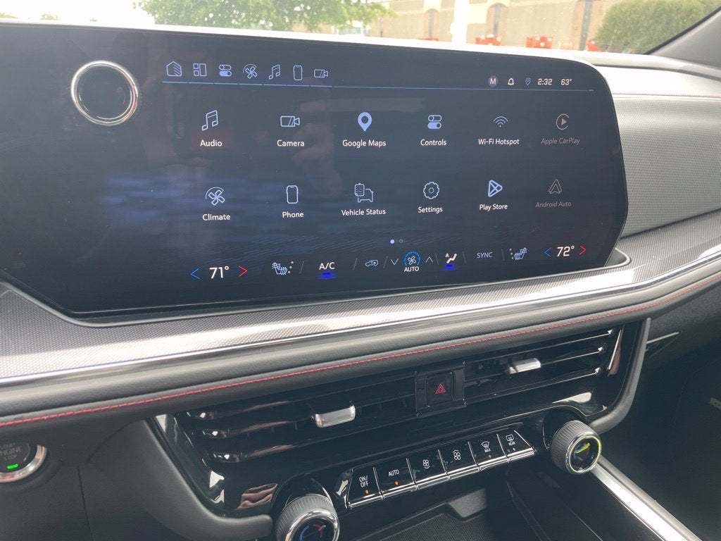 2025 Chevrolet Suburban RST
