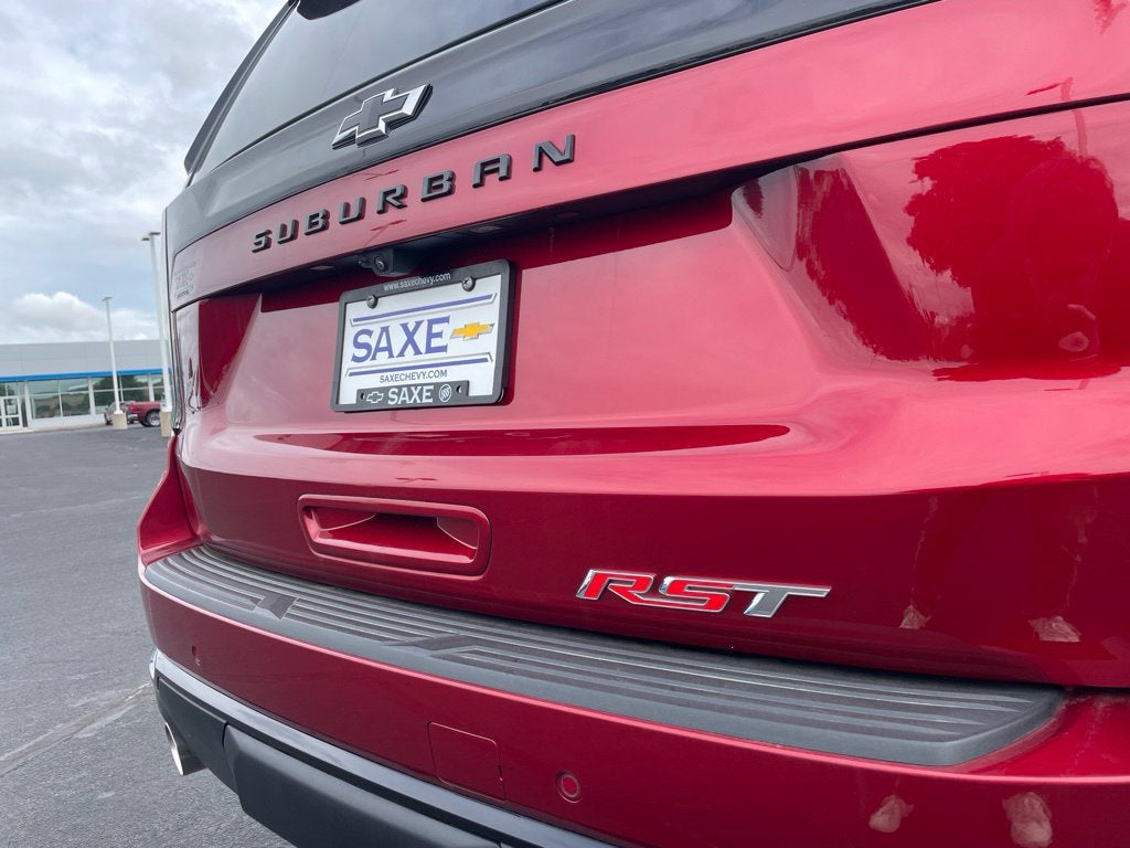 2025 Chevrolet Suburban RST
