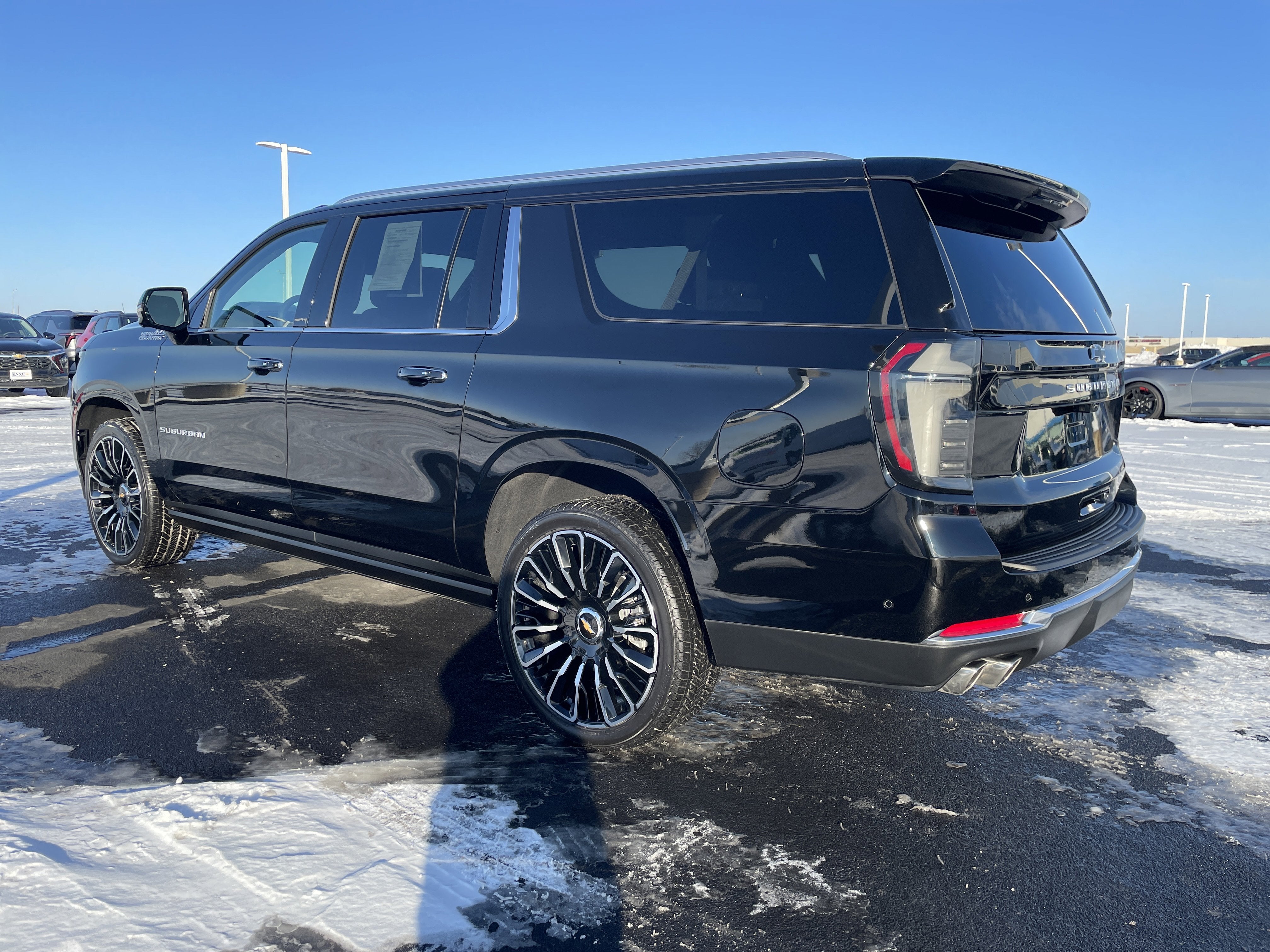 2025 Chevrolet Suburban High Country