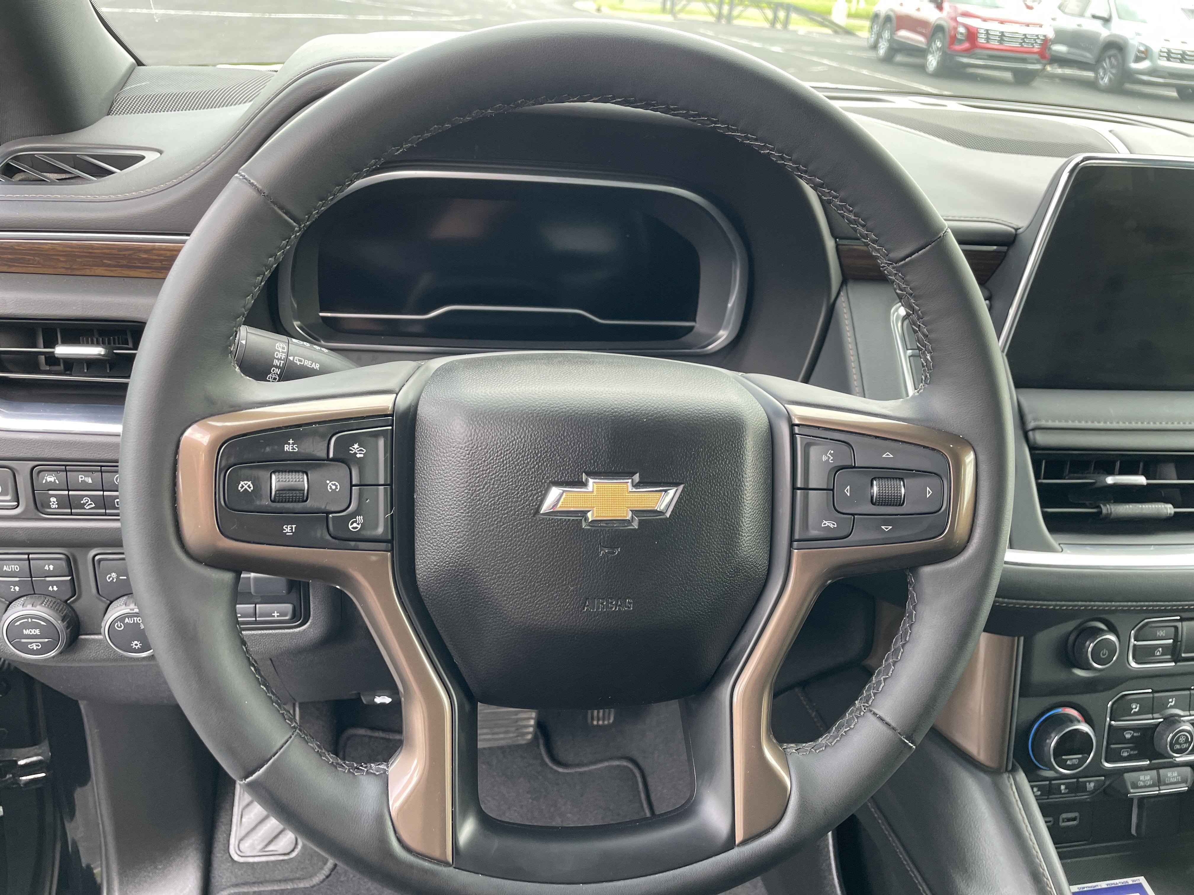 2023 Chevrolet Suburban High Country