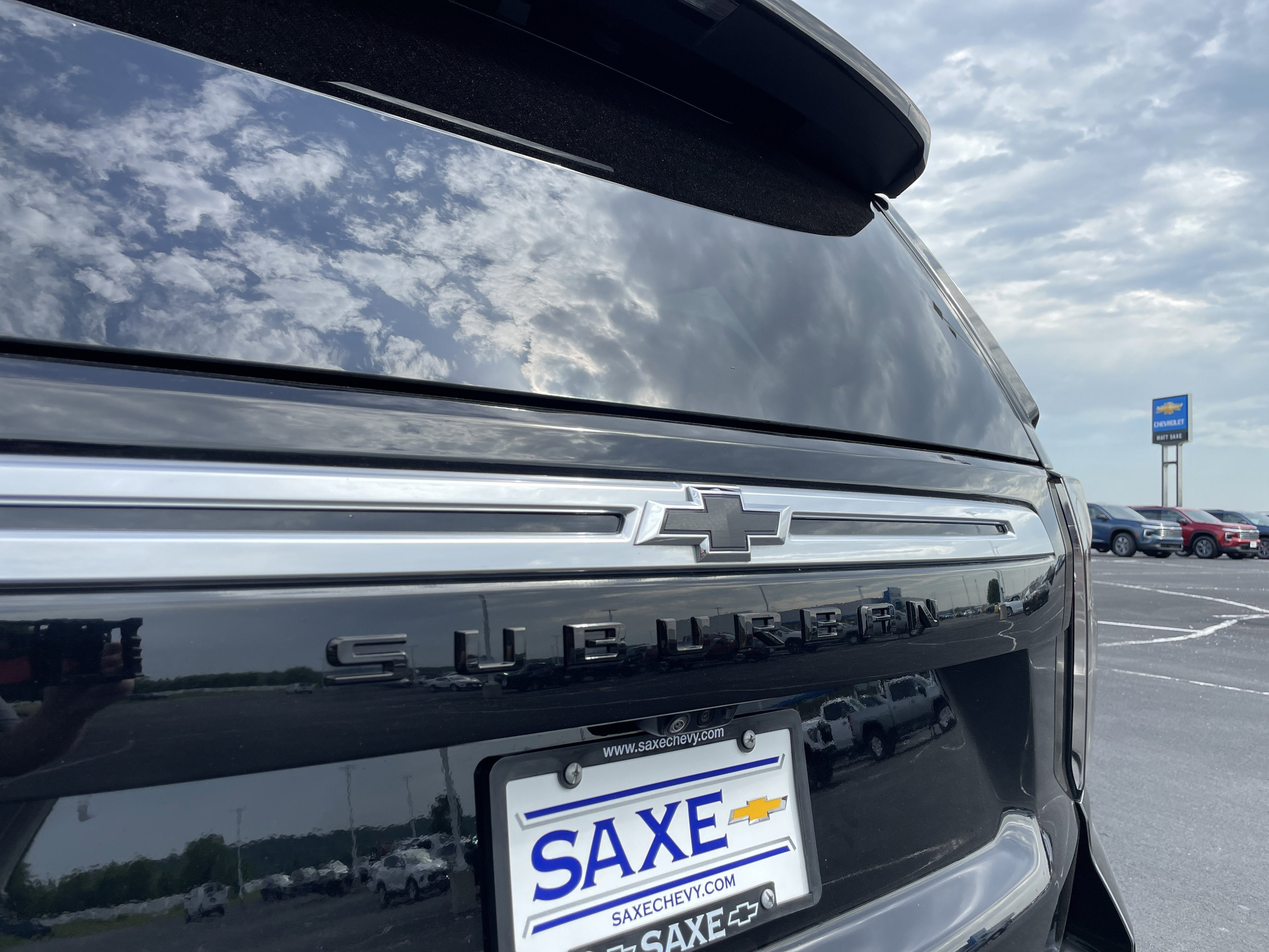 2023 Chevrolet Suburban High Country