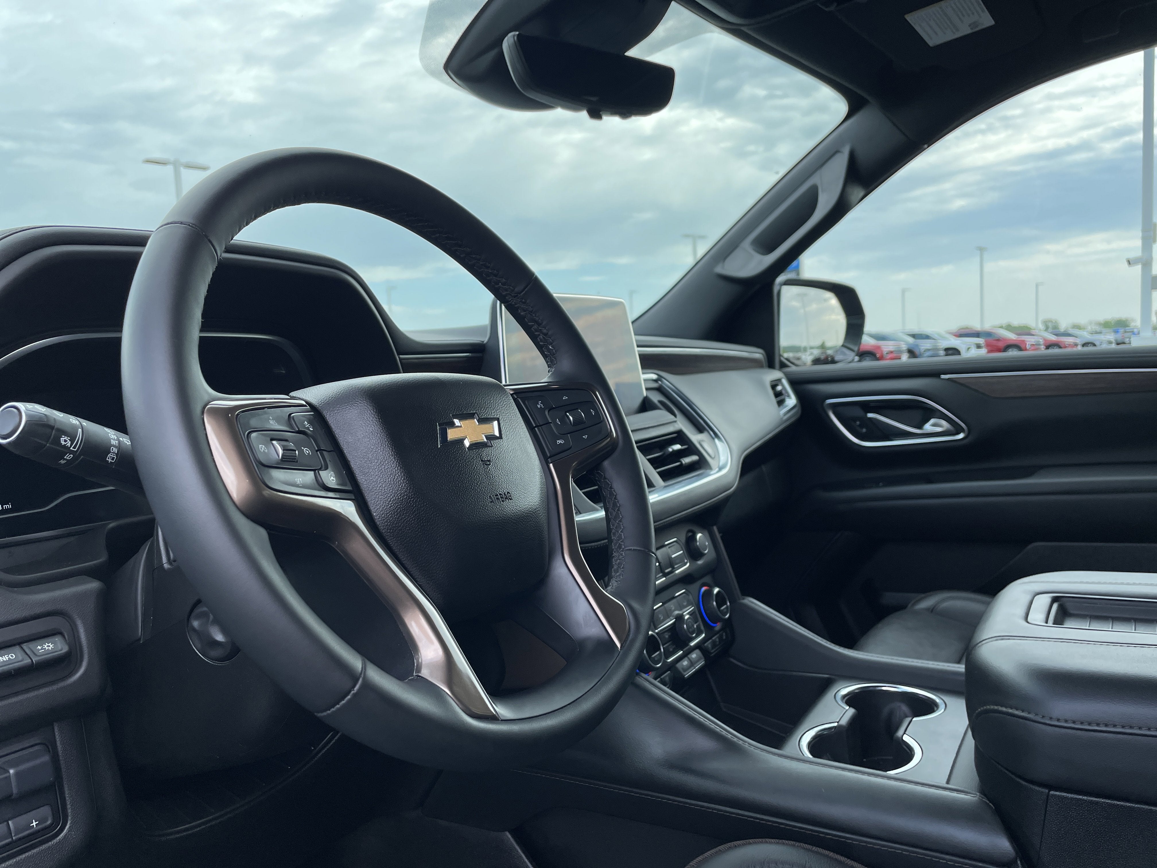 2023 Chevrolet Suburban High Country