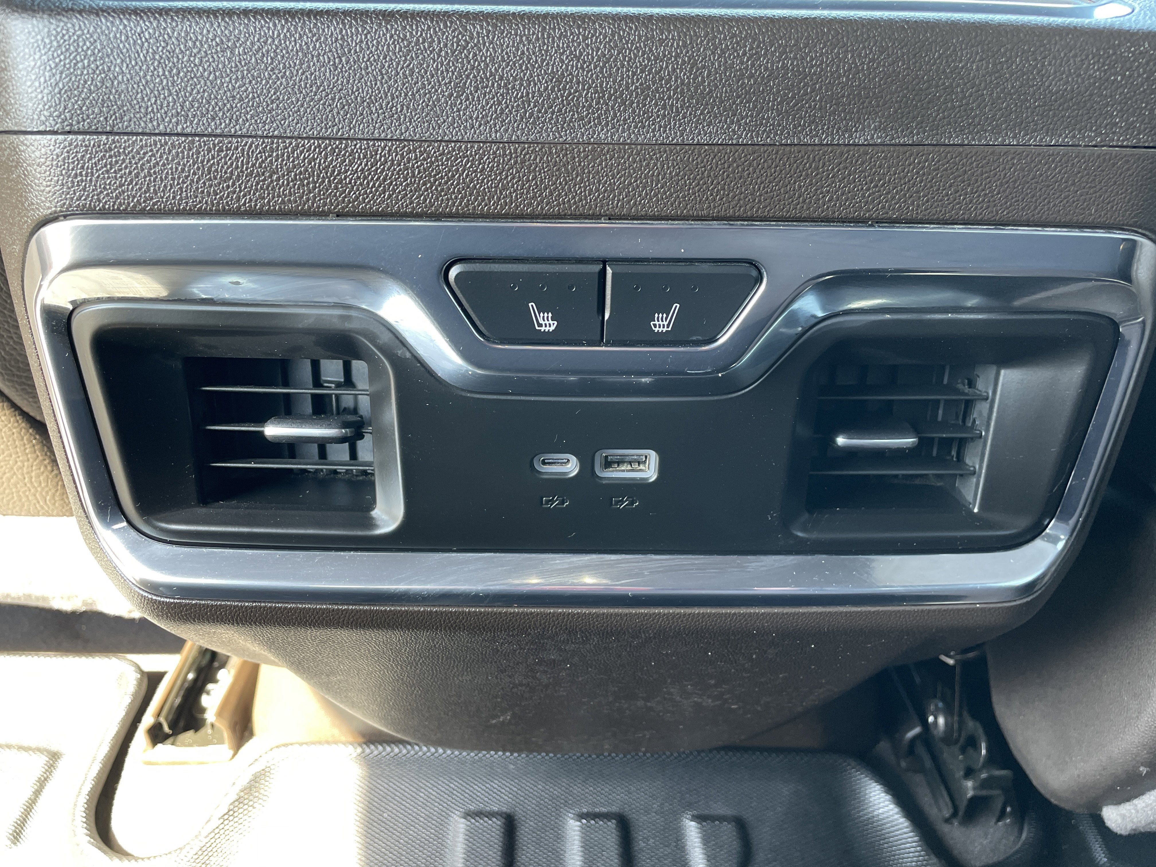 2024 GMC Sierra 3500 HD Denali