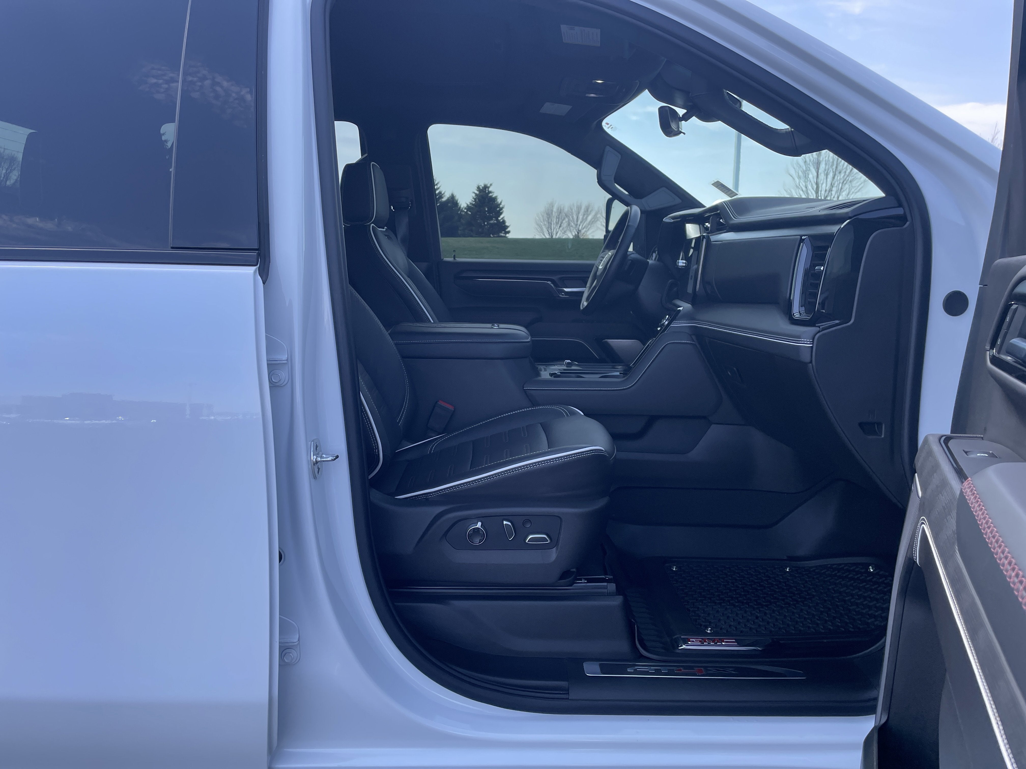 2025 GMC Sierra 2500 HD AT4X