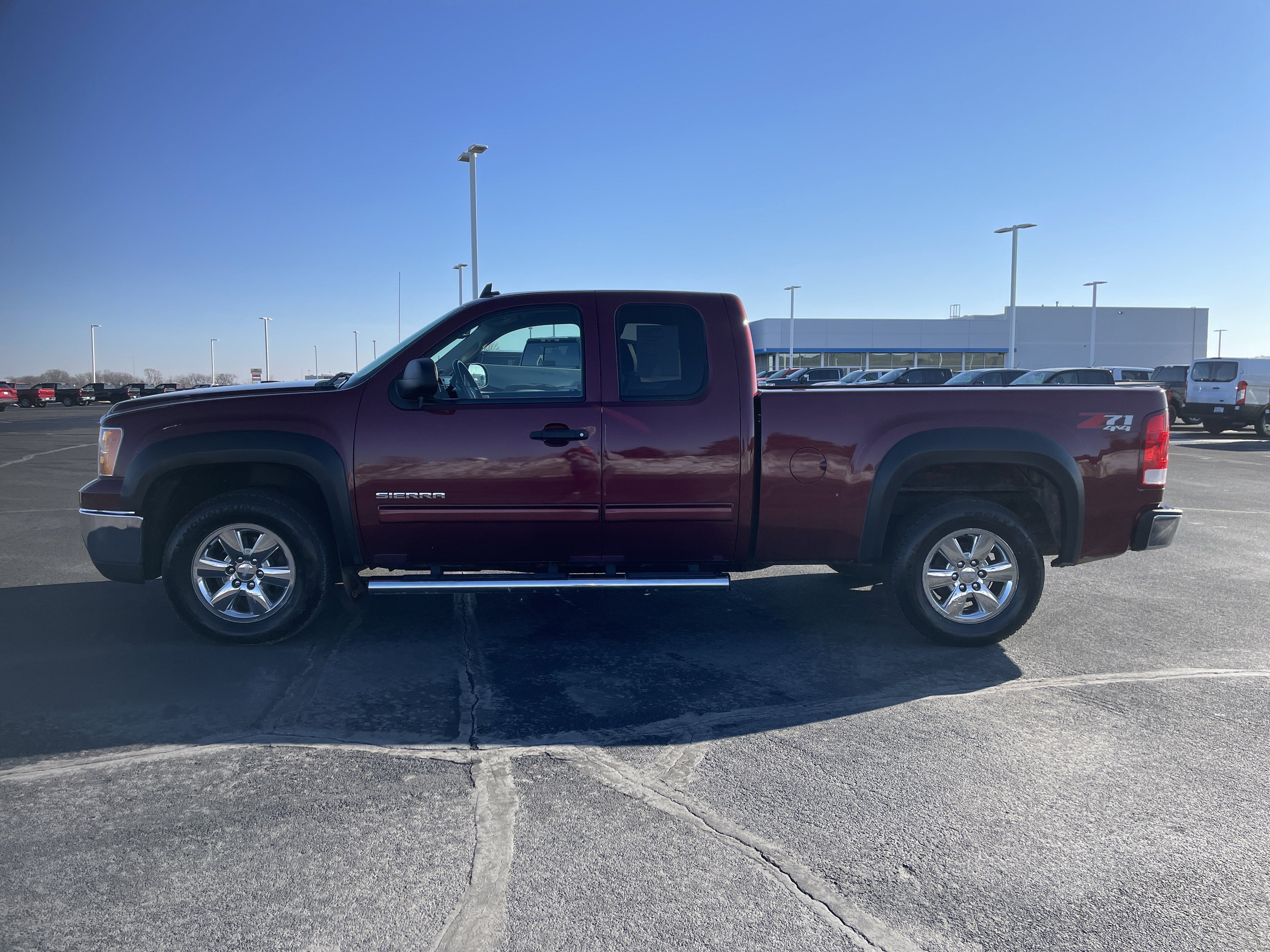 Used 2013 GMC Sierra 1500 SLE with VIN 1GTR2VE71DZ116880 for sale in Belle Plaine, Minnesota