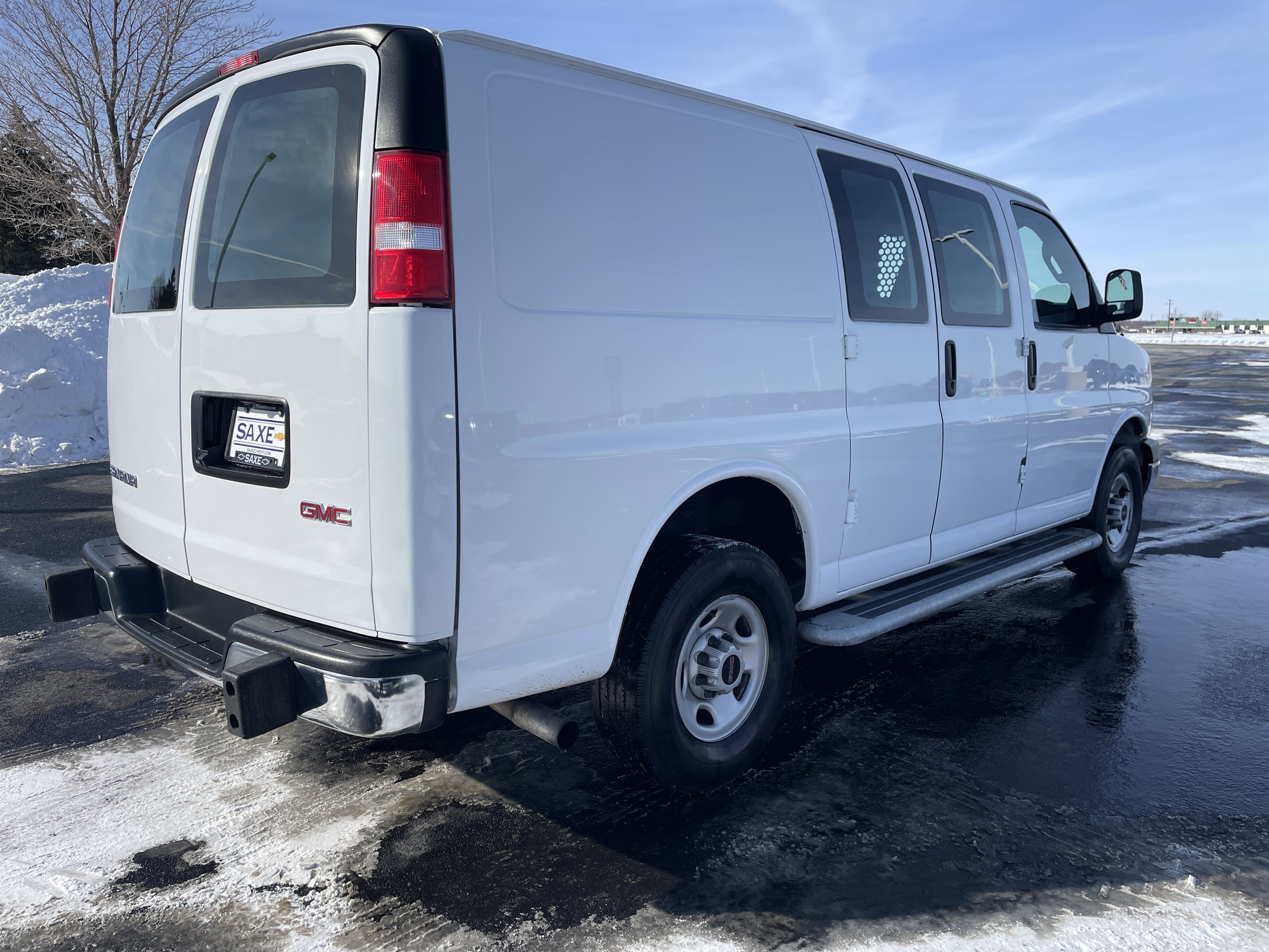 2024 GMC Savana Cargo 2500 Work Van