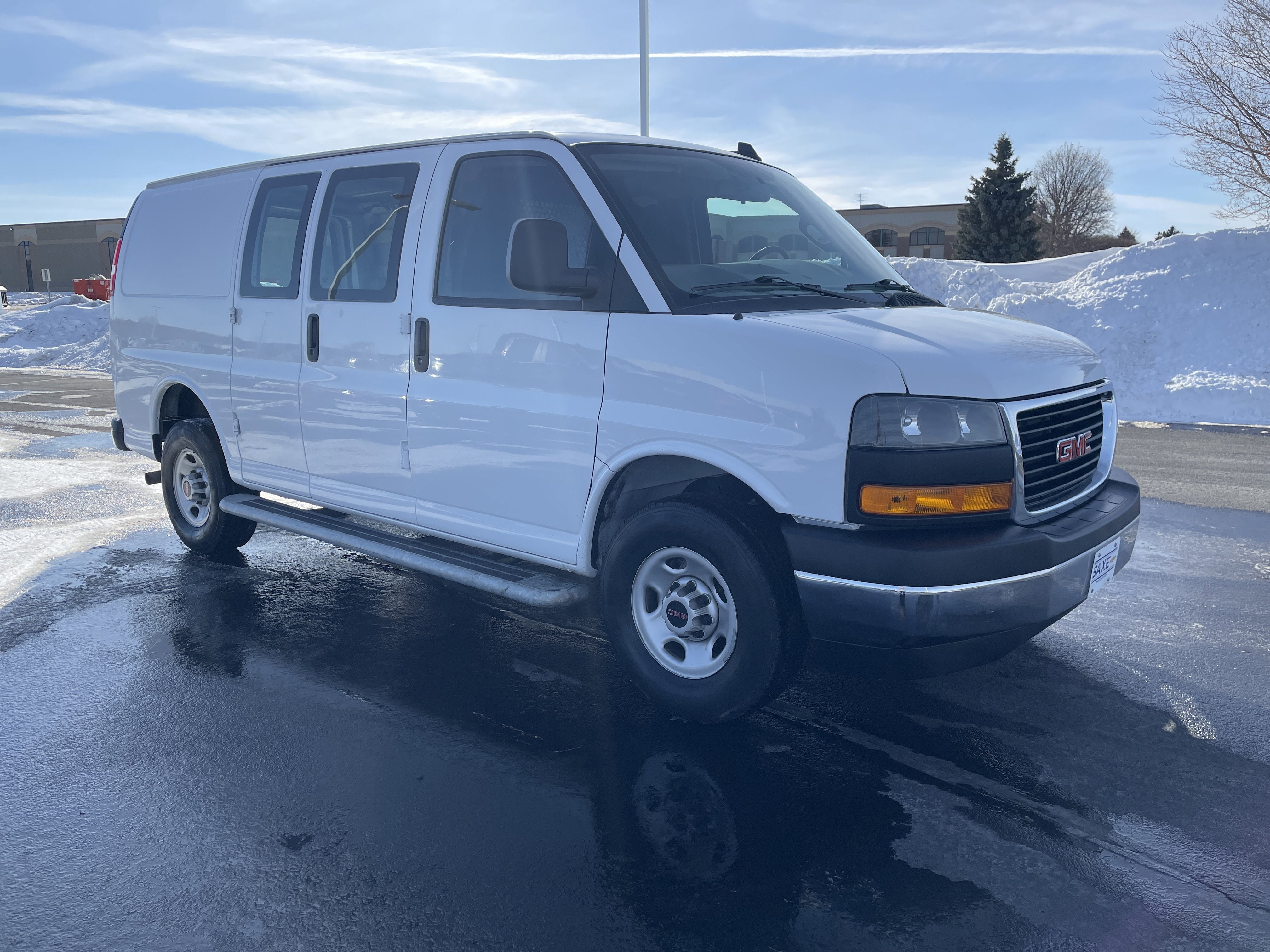 2024 GMC Savana Cargo 2500 Work Van