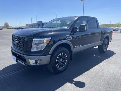 2017 Nissan Titan PRO-4X