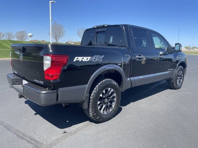 2017 Nissan Titan PRO-4X