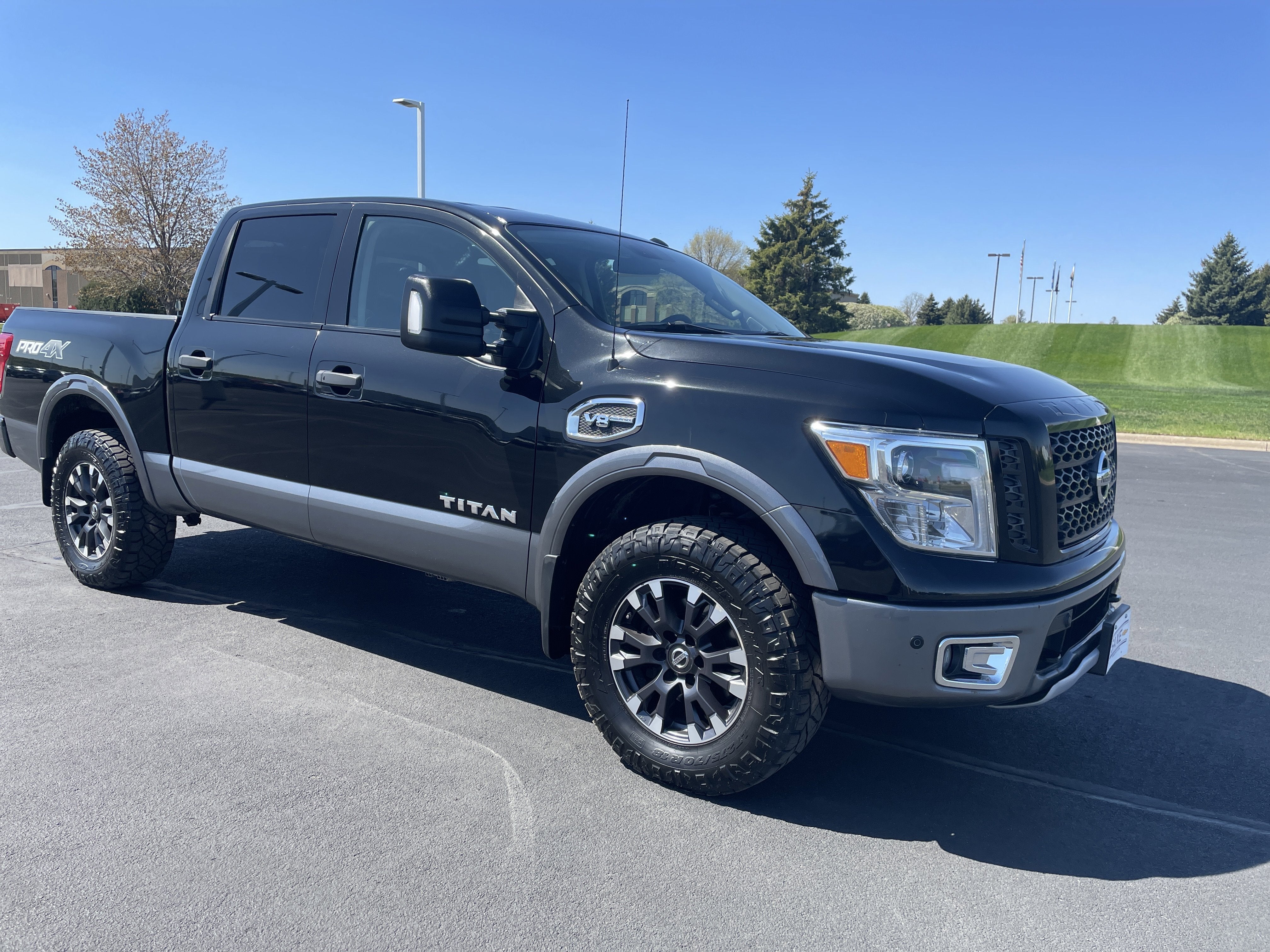 2017 Nissan Titan PRO-4X