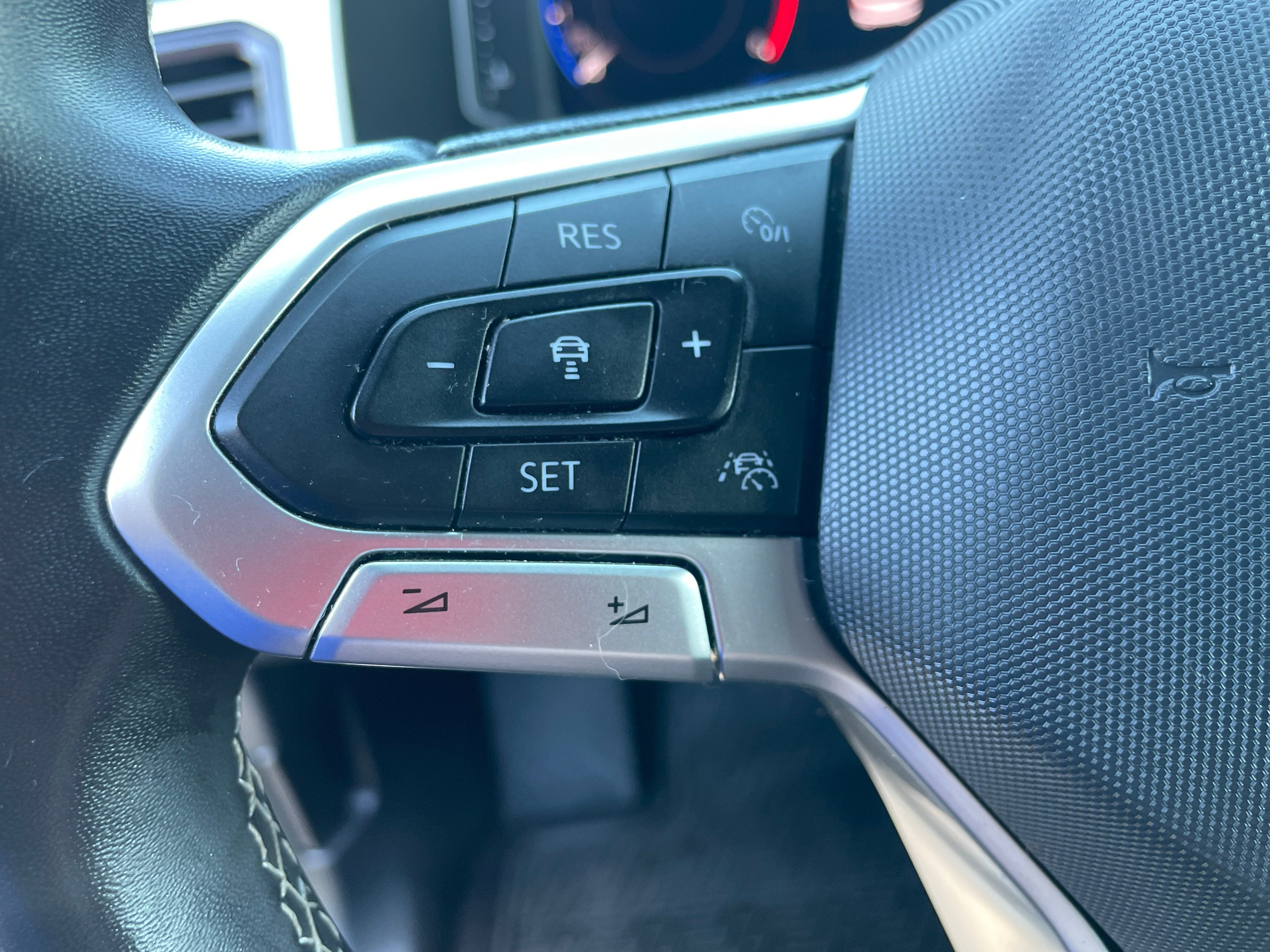 2021 Volkswagen Atlas Cross Sport 3.6L V6 SEL