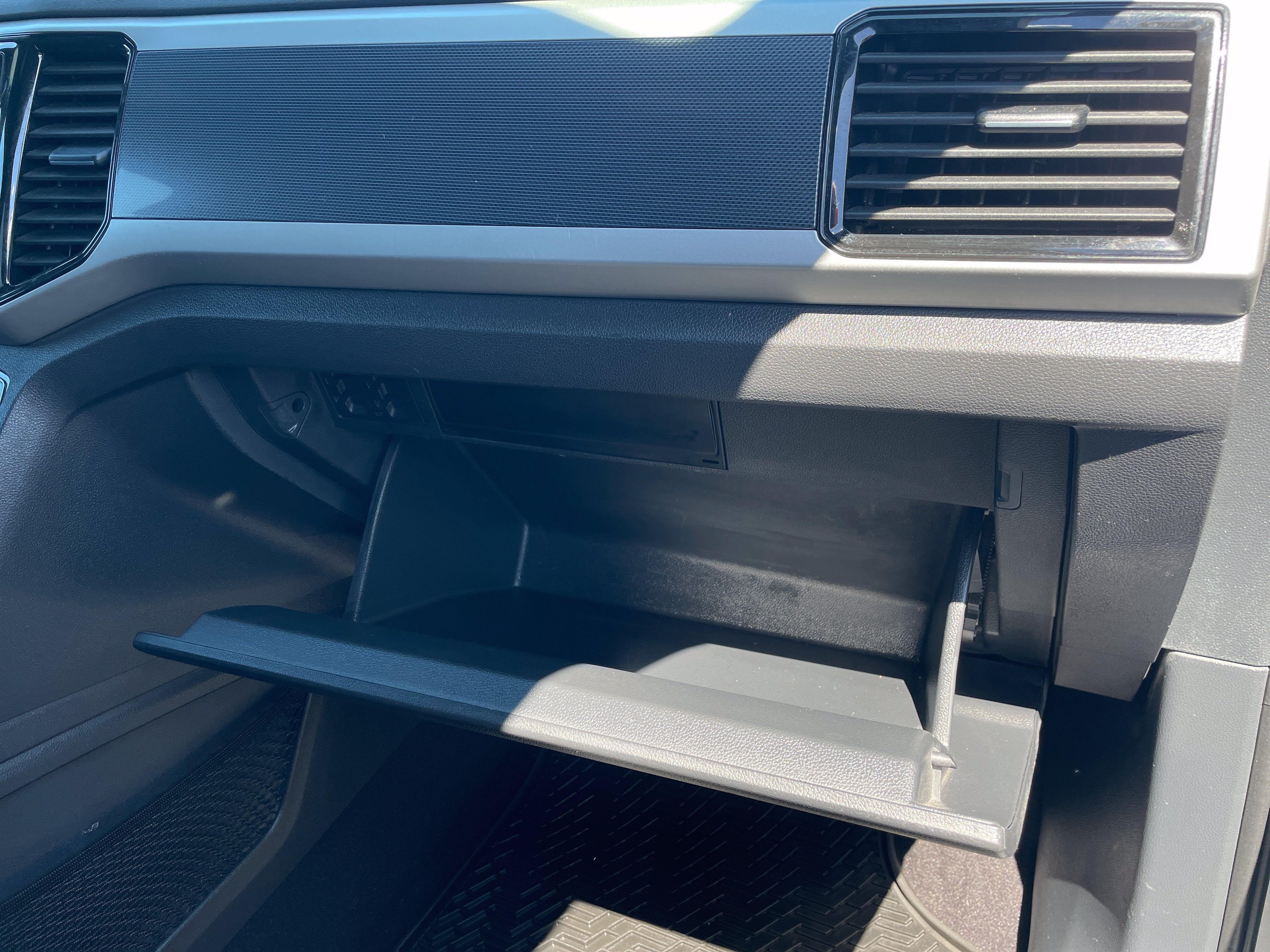 2021 Volkswagen Atlas Cross Sport 3.6L V6 SEL