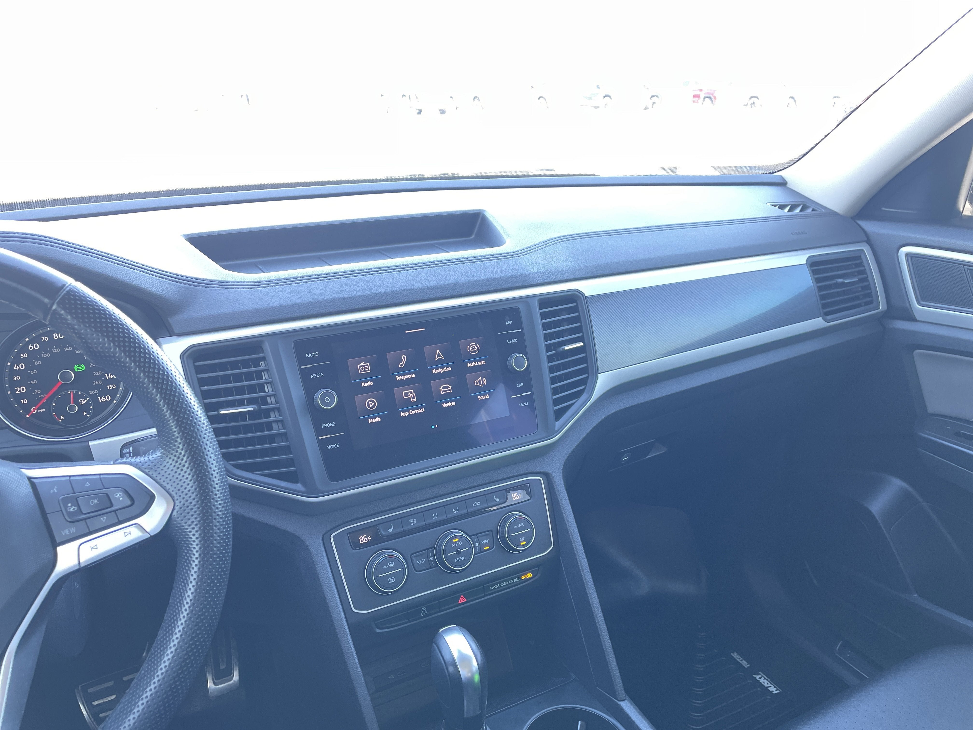 2021 Volkswagen Atlas 3.6L V6 SE w/Technology R-Line