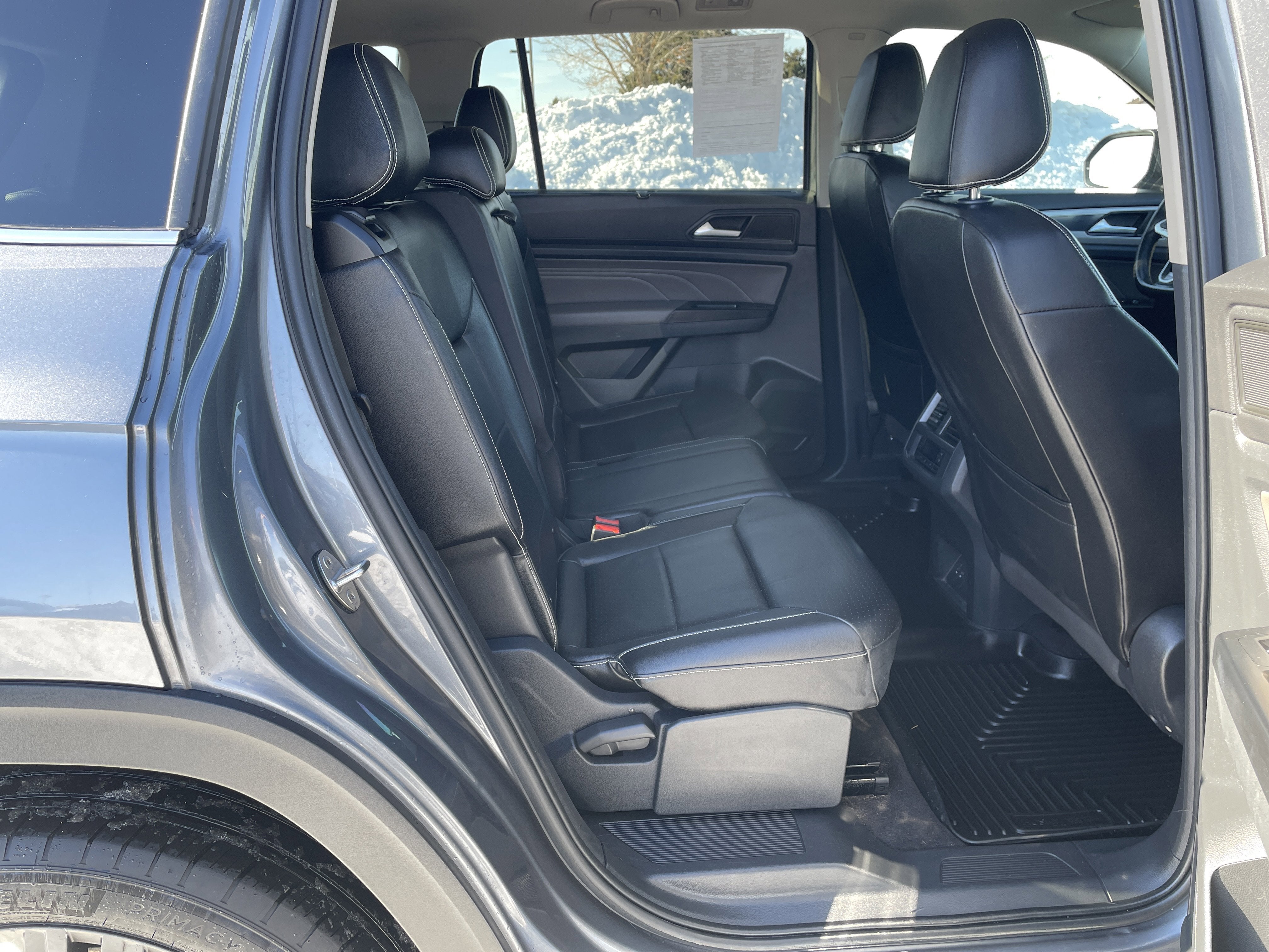 2021 Volkswagen Atlas 3.6L V6 SE w/Technology R-Line