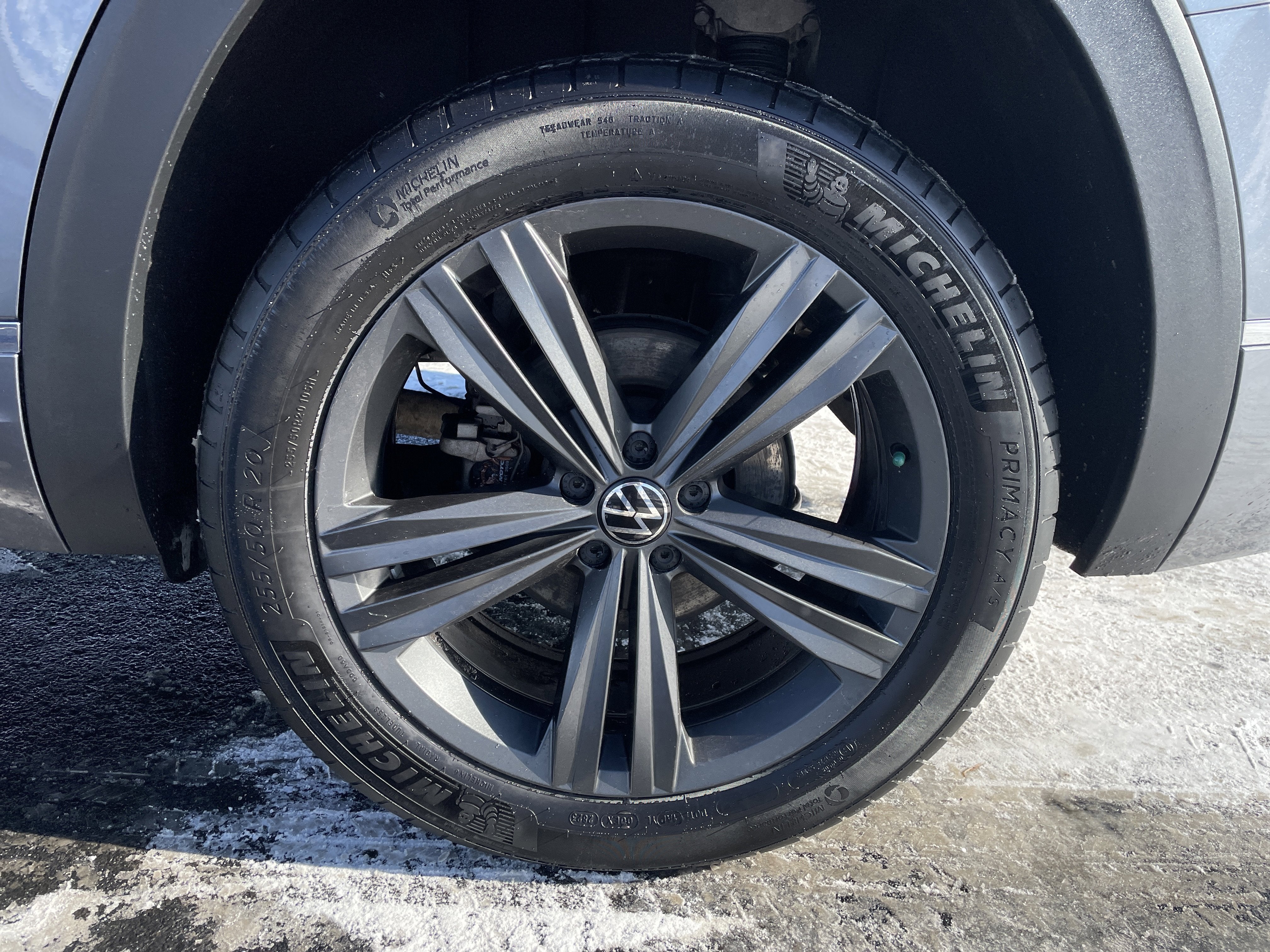 2021 Volkswagen Atlas 3.6L V6 SE w/Technology R-Line