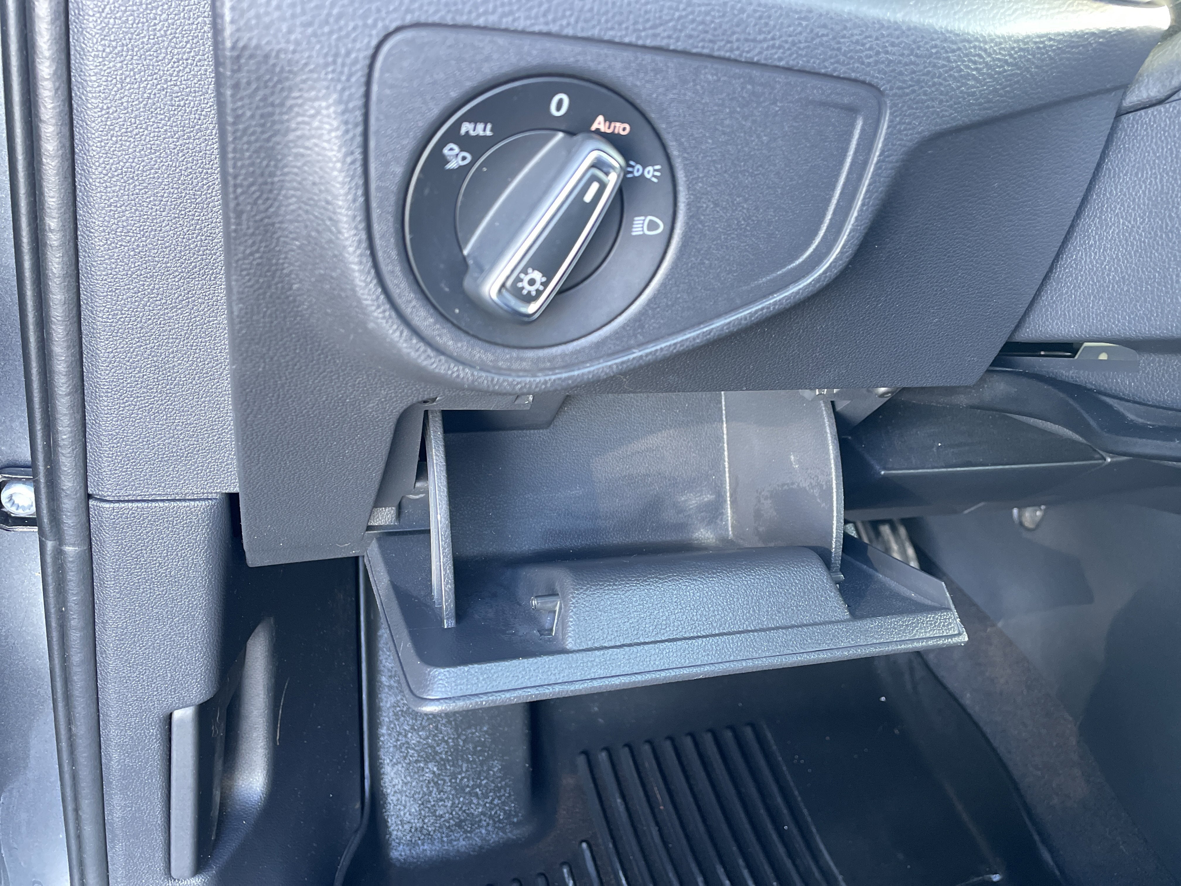 2021 Volkswagen Atlas 3.6L V6 SE w/Technology R-Line