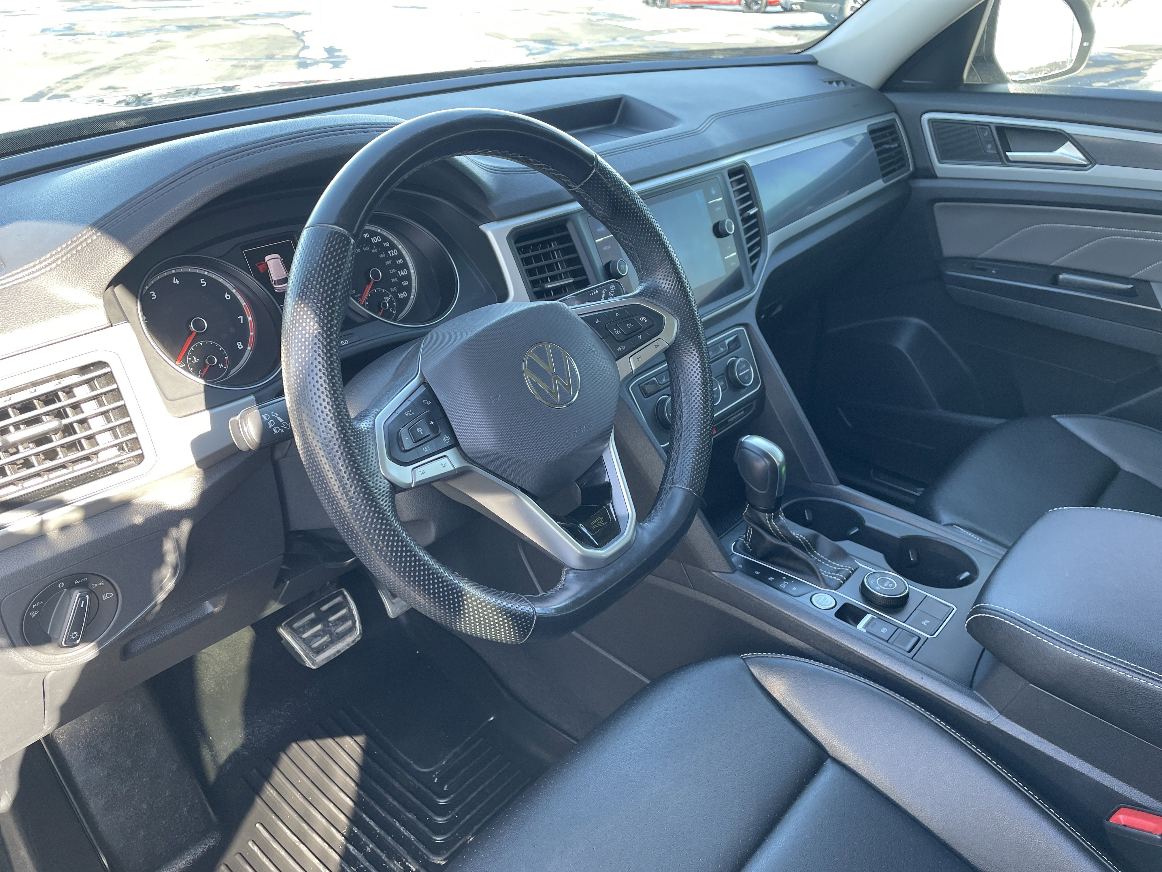 2021 Volkswagen Atlas 3.6L V6 SE w/Technology R-Line