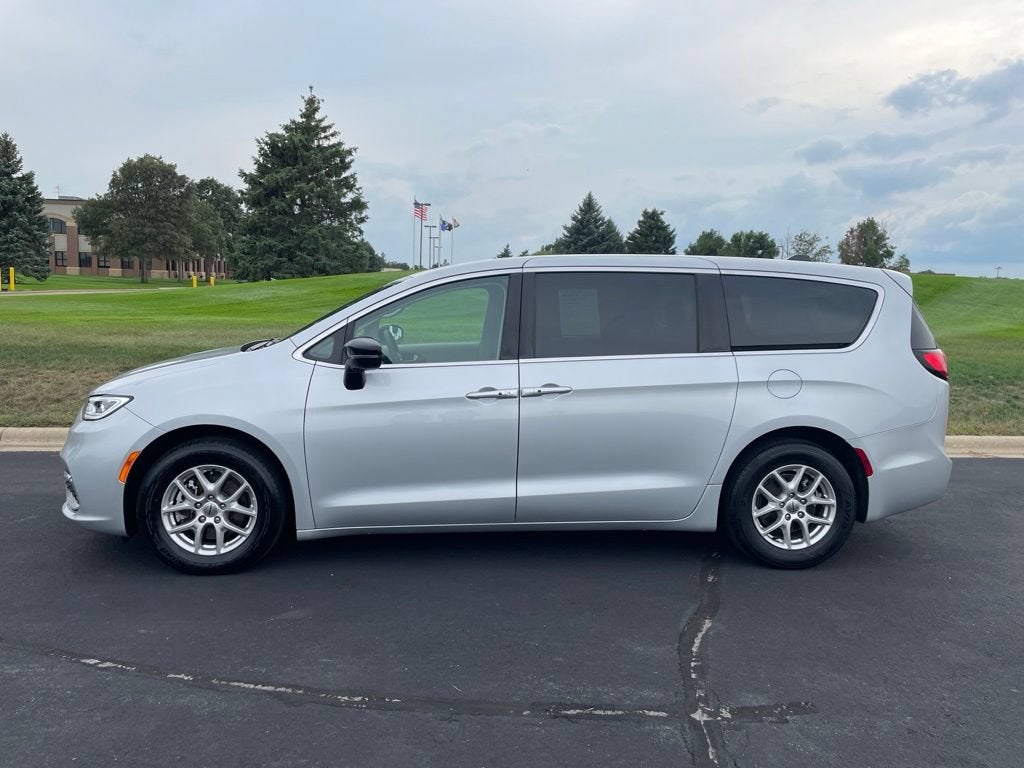 Used 2024 Chrysler Pacifica Touring L with VIN 2C4RC1BG1RR129107 for sale in Belle Plaine, Minnesota