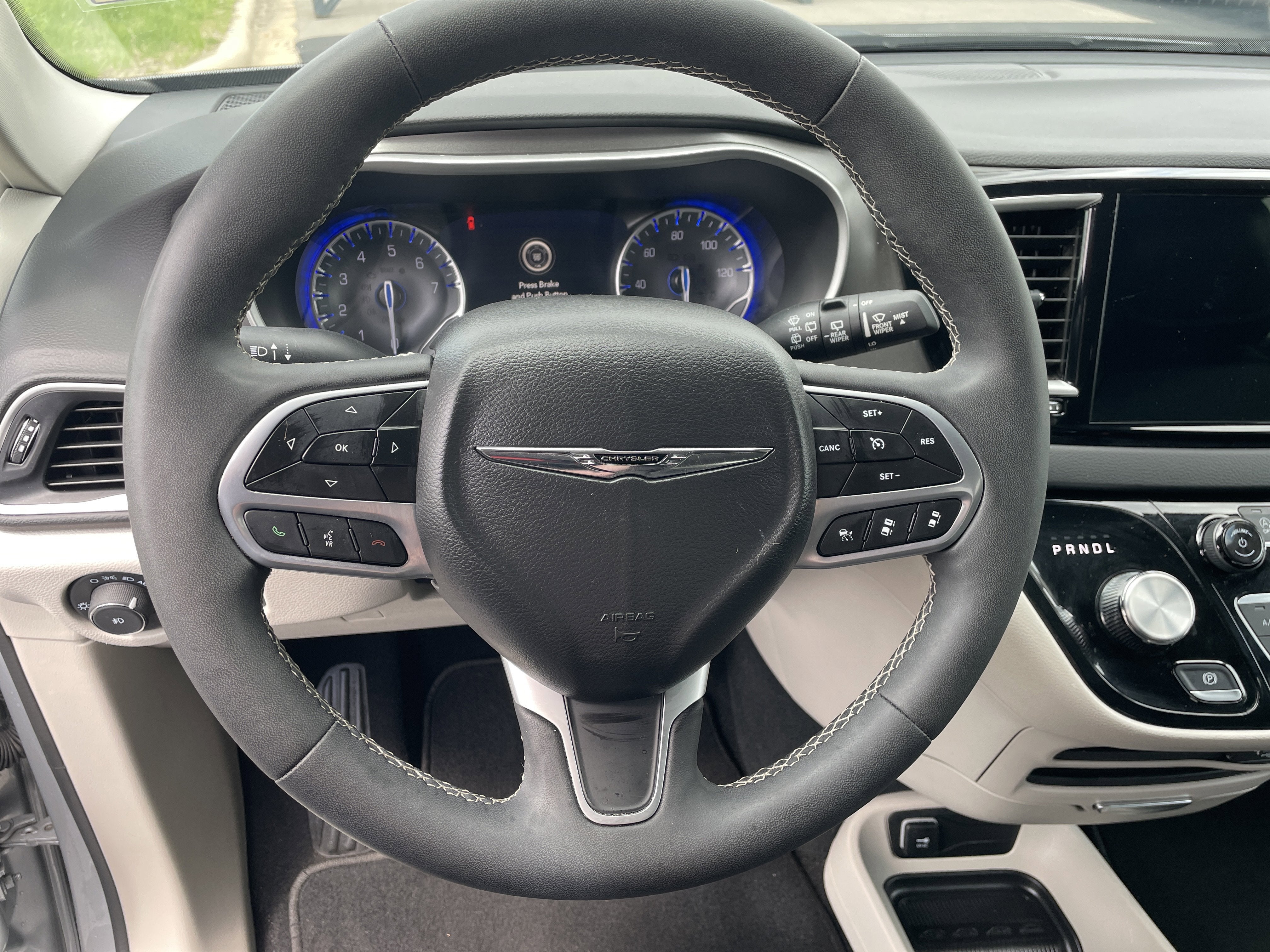 2024 Chrysler Pacifica Touring L