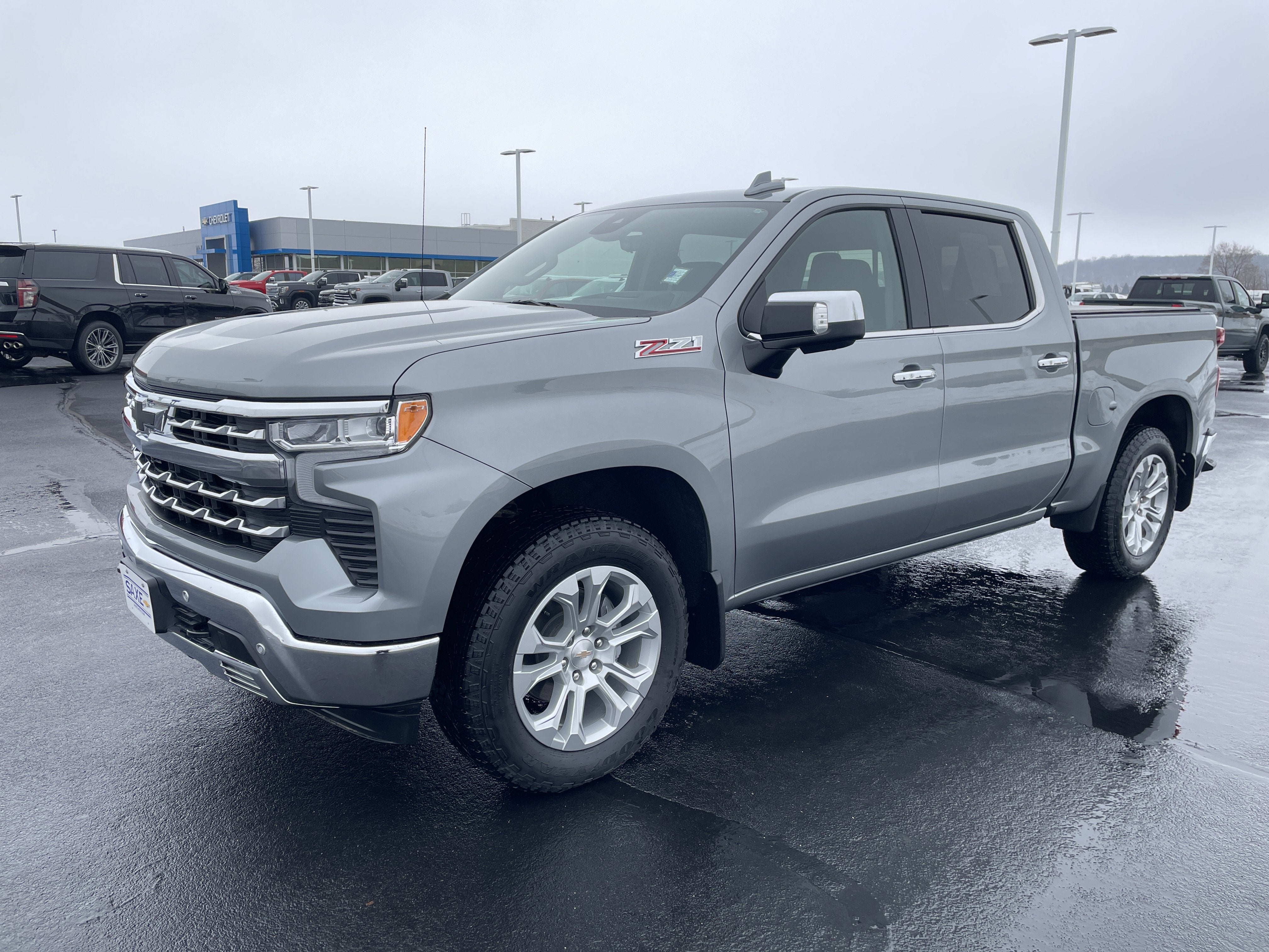 2025 Chevrolet Silverado 1500 LTZ