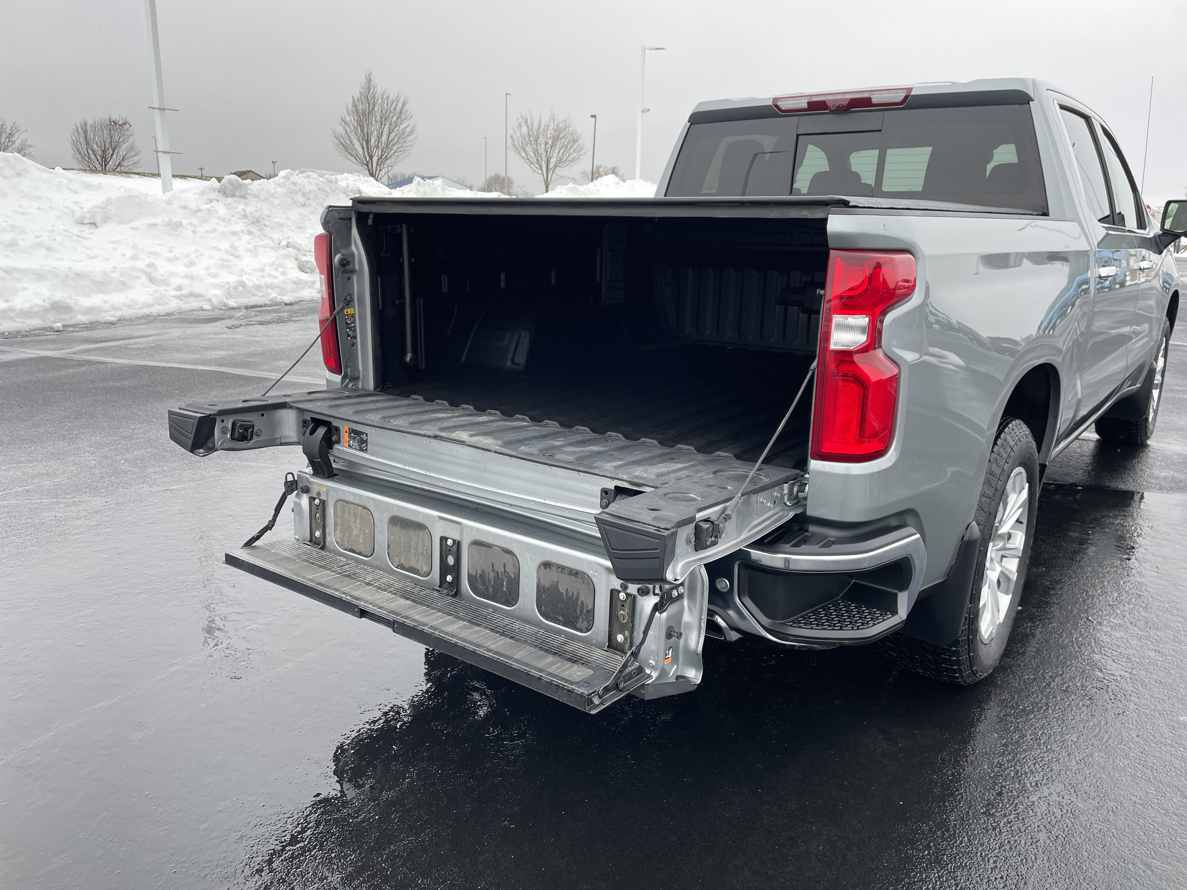 2025 Chevrolet Silverado 1500 LTZ