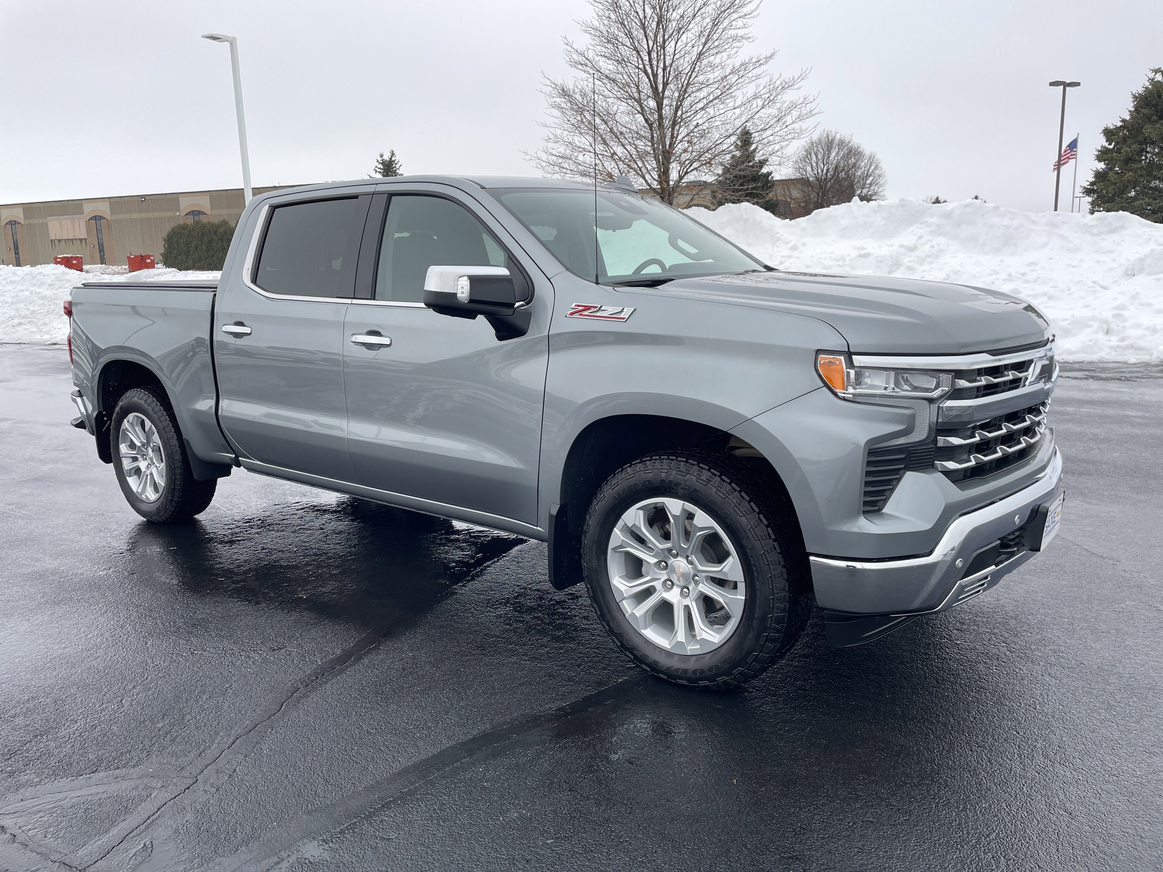 2025 Chevrolet Silverado 1500 LTZ