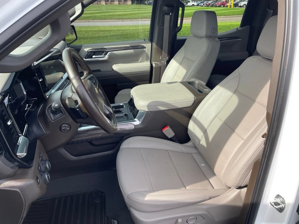2025 Chevrolet Silverado 1500 LTZ