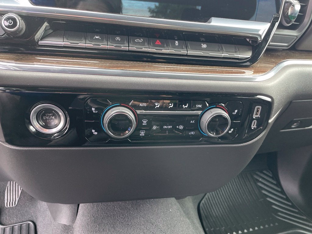 2024 Chevrolet Silverado 1500 LT (2FL)