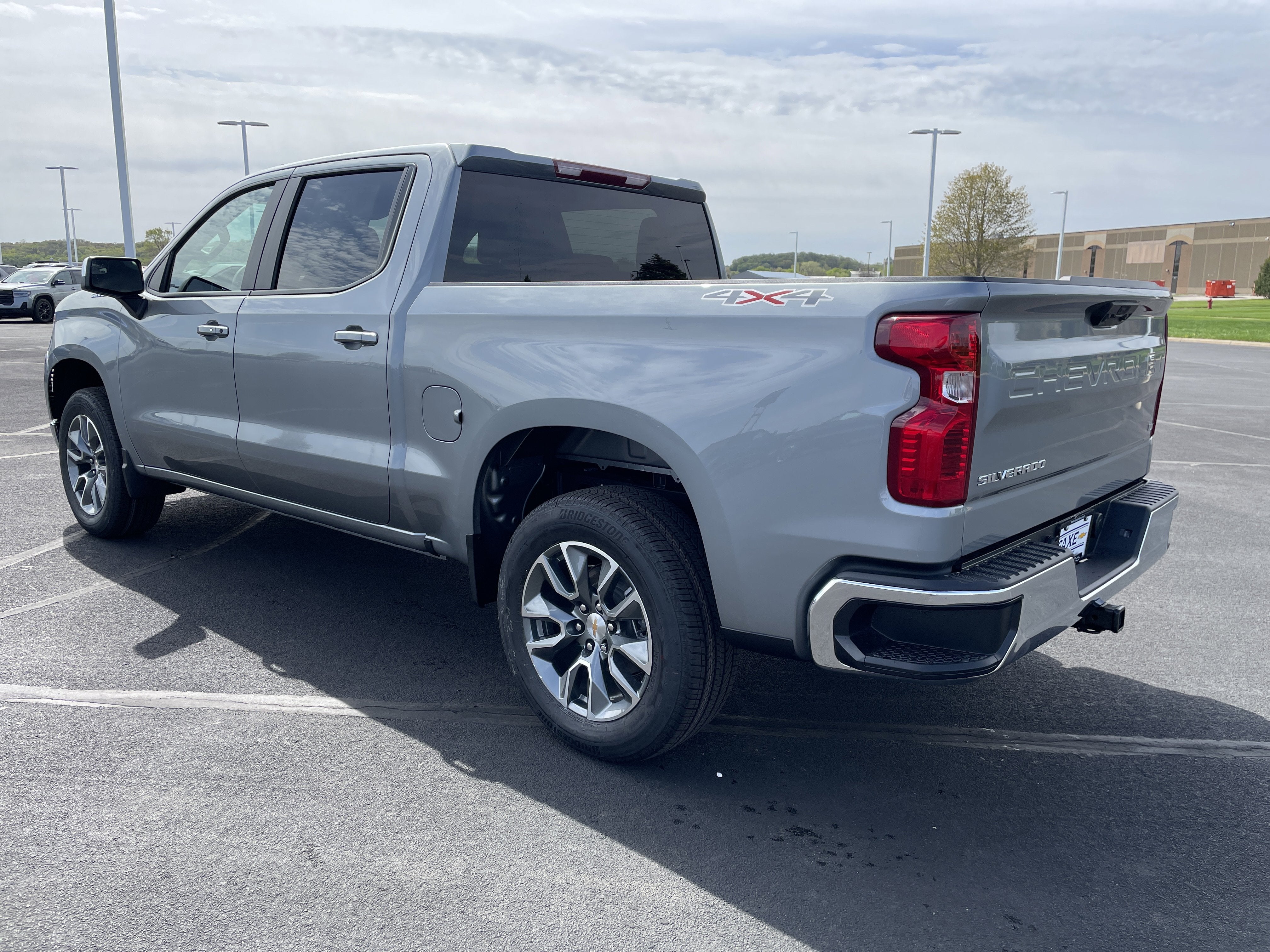 2026 Chevrolet Silverado 1500 LT (2FL)