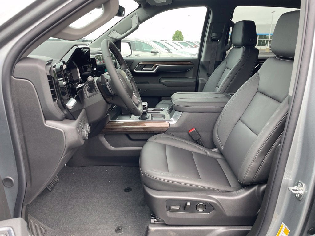 2026 Chevrolet Silverado 1500 LT Trail Boss - Photo 9