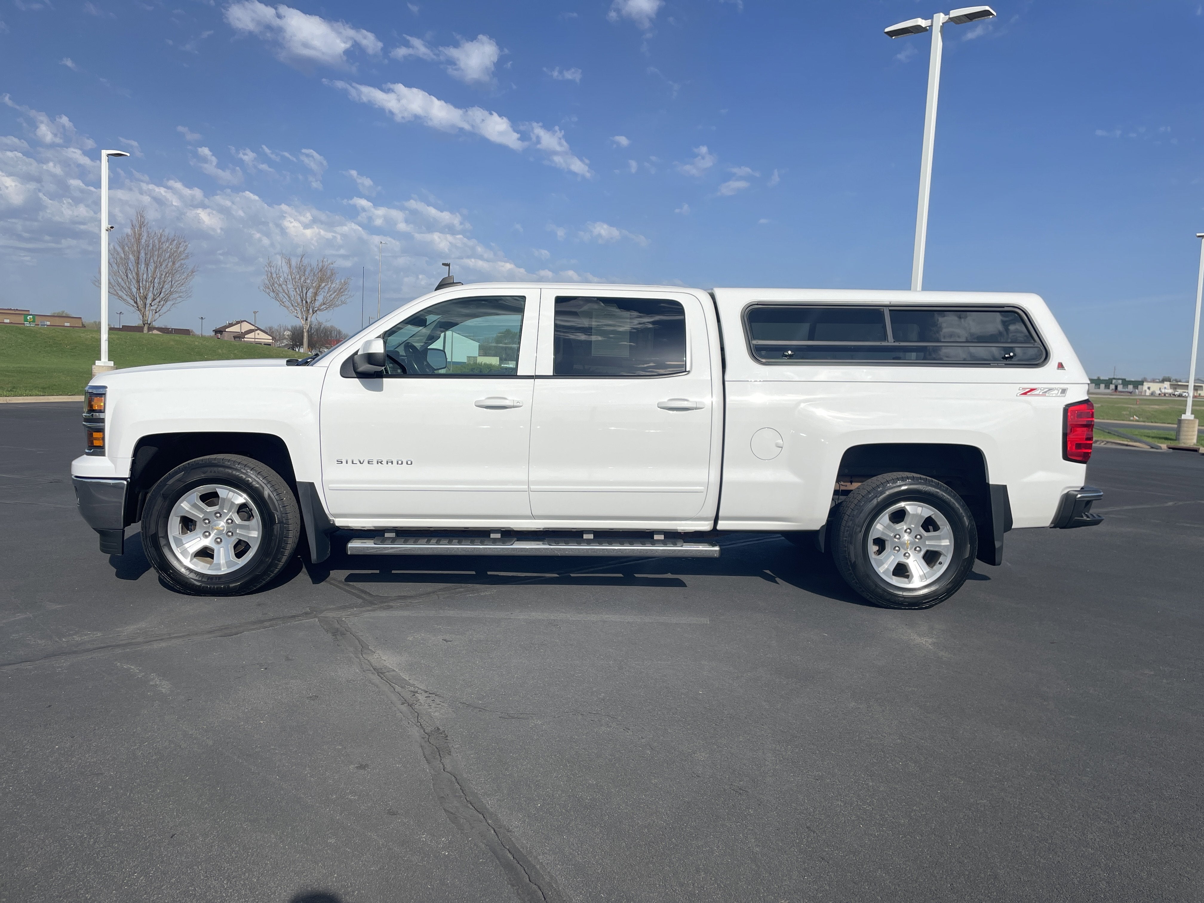 Used 2015 Chevrolet Silverado 1500 LT with VIN 3GCUKREC5FG477031 for sale in Belle Plaine, Minnesota
