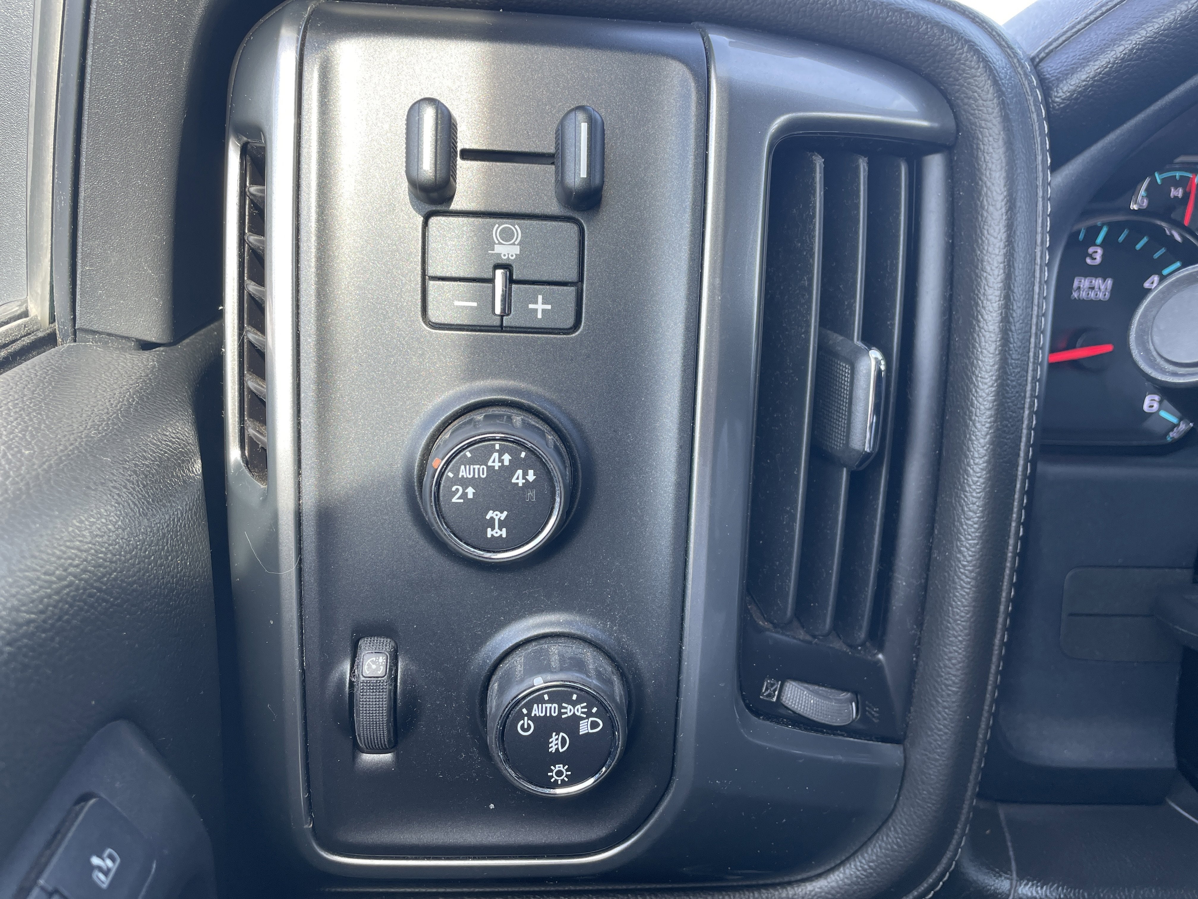 2015 Chevrolet Silverado 1500 LTZ
