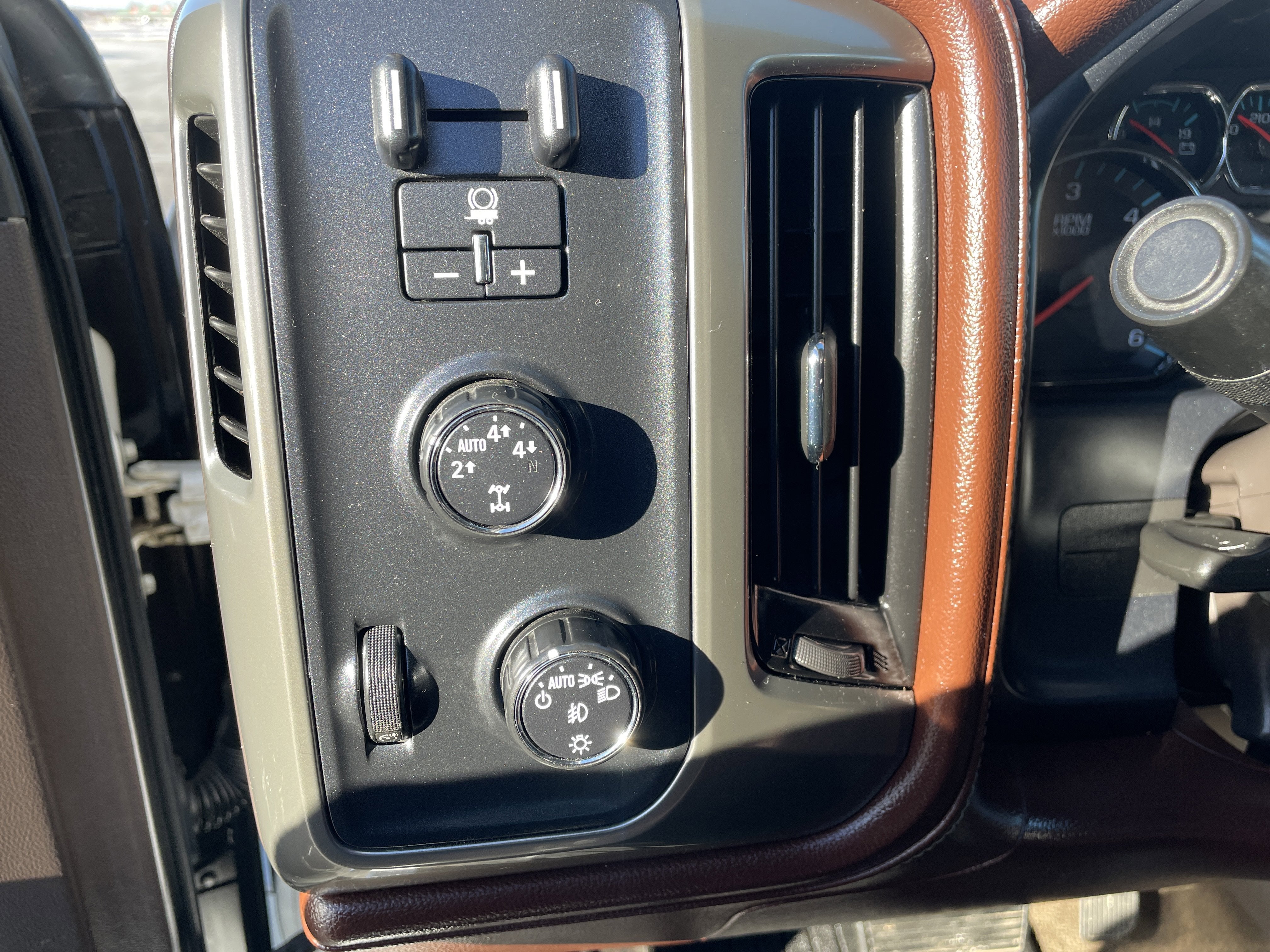 2016 Chevrolet Silverado 1500 High Country