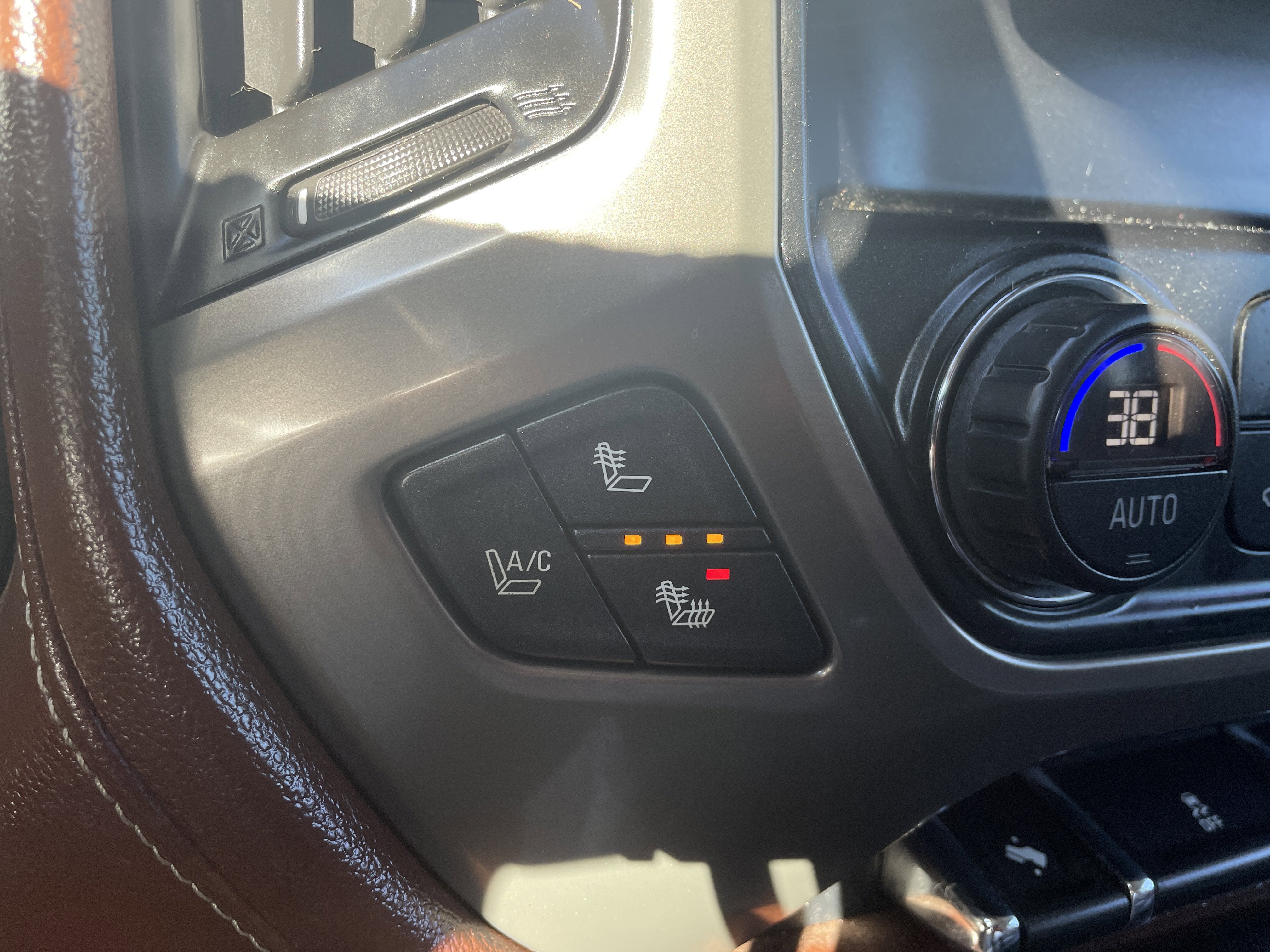 2014 Chevrolet Silverado 1500 High Country