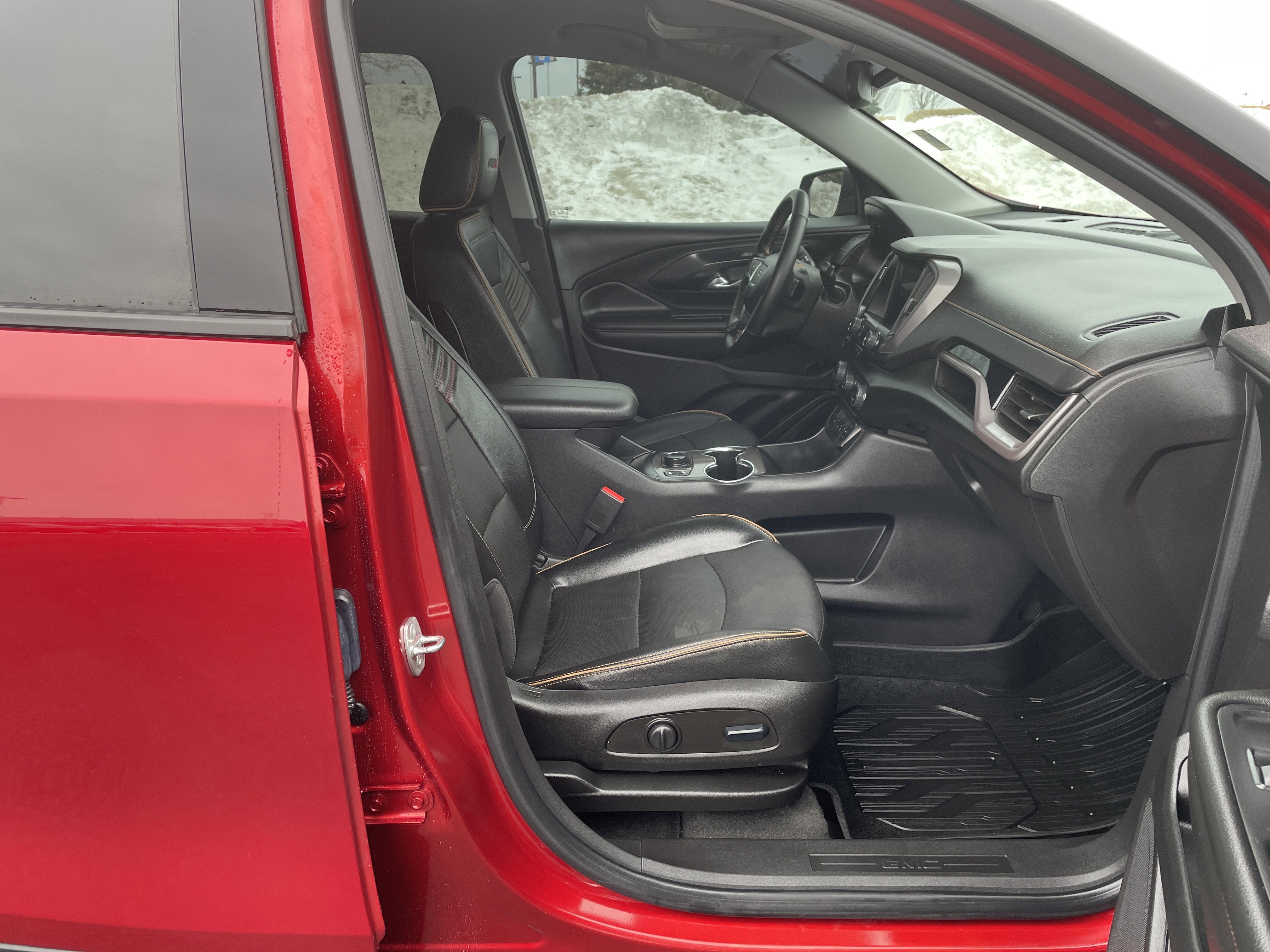 2023 GMC Terrain AT4