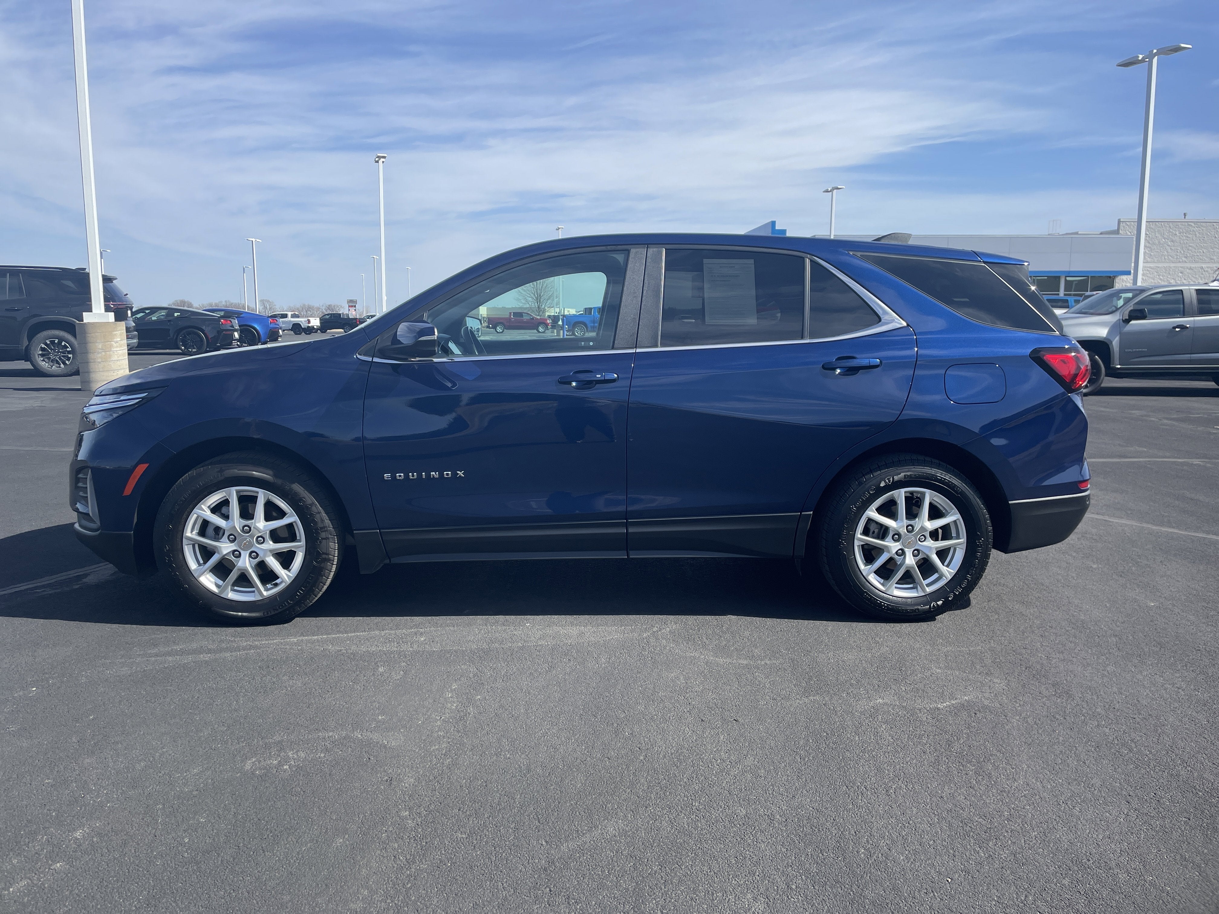 Used 2022 Chevrolet Equinox LT with VIN 3GNAXKEV9NL162923 for sale in Belle Plaine, Minnesota