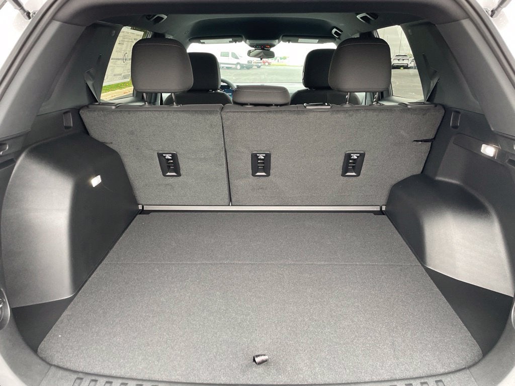2027 Chevrolet Equinox LT - Photo 25