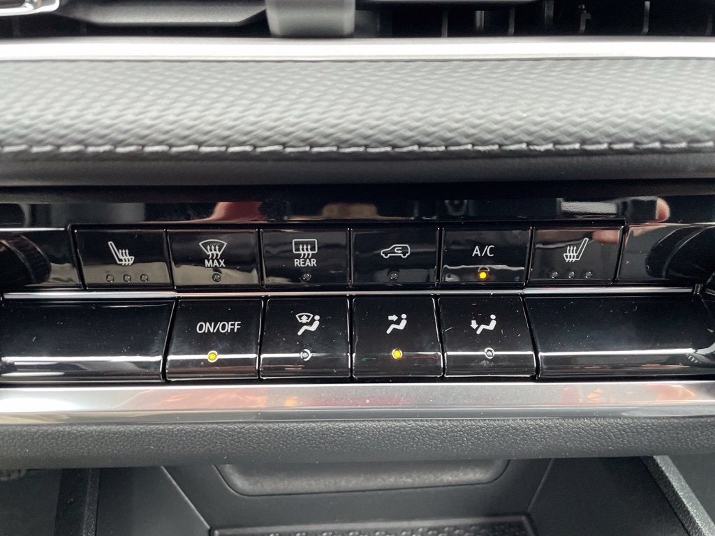 2027 Chevrolet Equinox LT - Photo 37