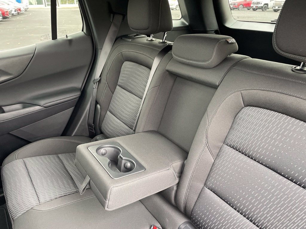 2027 Chevrolet Equinox LT - Photo 42