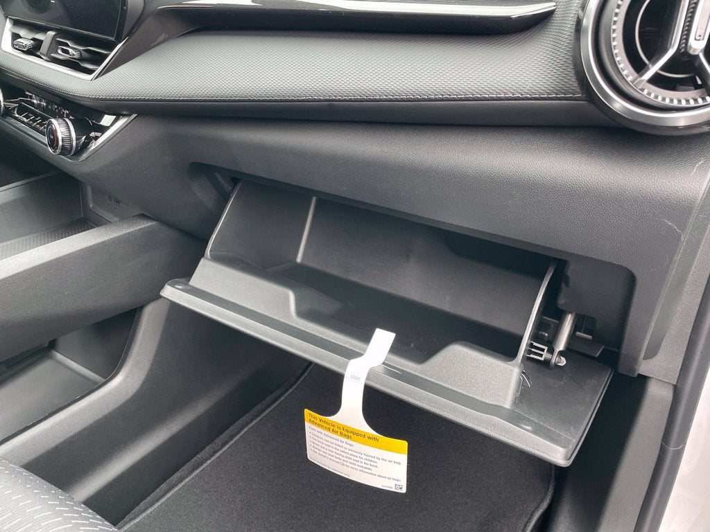 2027 Chevrolet Equinox LT - Photo 44