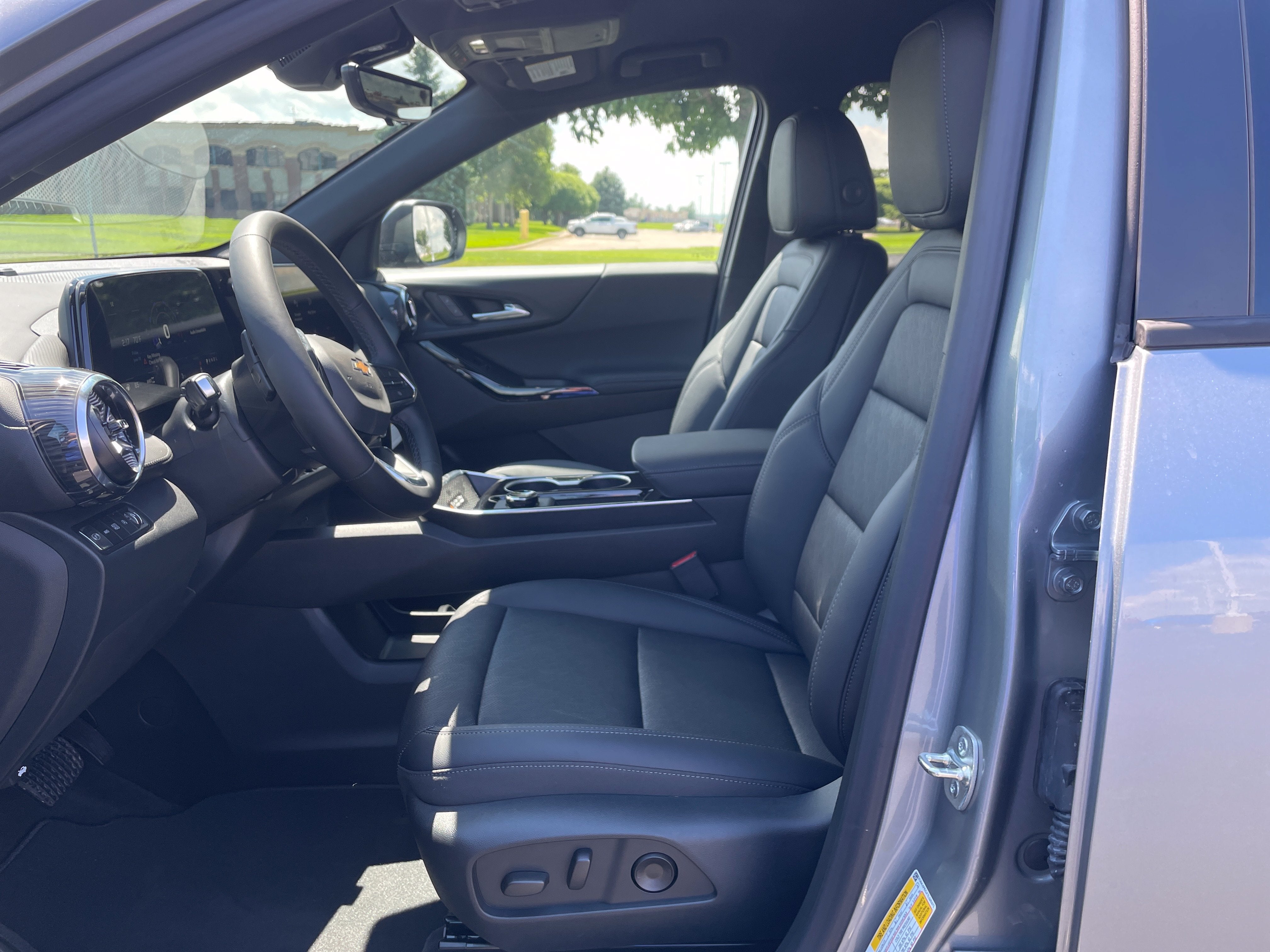 2026 Chevrolet Equinox LT - Photo 17